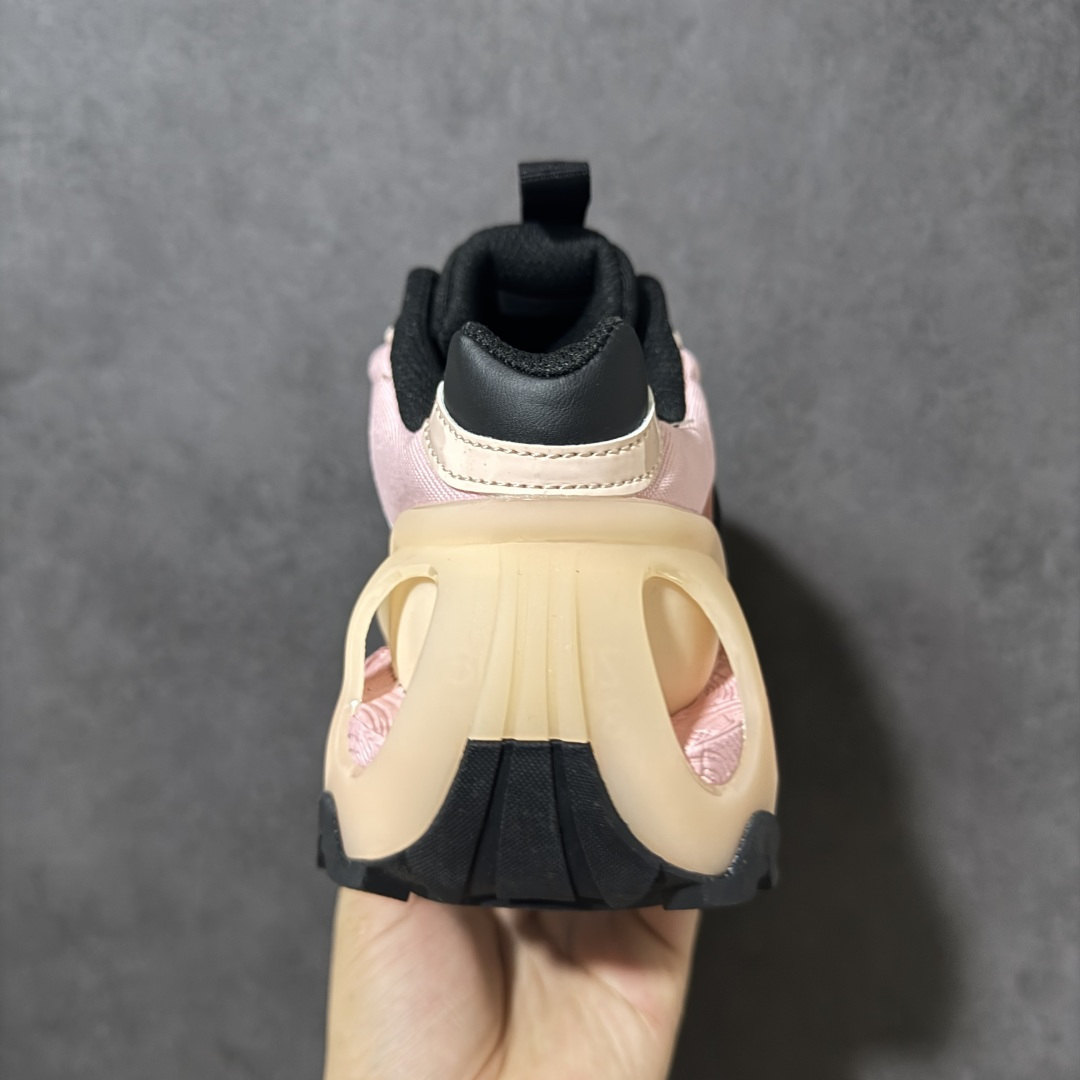图片[4]-【公司级】阿迪达斯 Adidas Ozweego Adiprene 水管复古老爹鞋厚底增高老爹爹百搭慢跑鞋 鞋面透气织物与出众皮革相互拼接，营造丰富层次，中底 adiPRENE+ 则提供穿着过程中的优良支撑，进一步提升舒适度,特别之处在于后跟半透明导管加持，个性又独特！最后辅以醒目色调营造强烈视觉反差，不凡的吸睛效果让人过目难忘 。 尺码：36-40带半码-选品中心