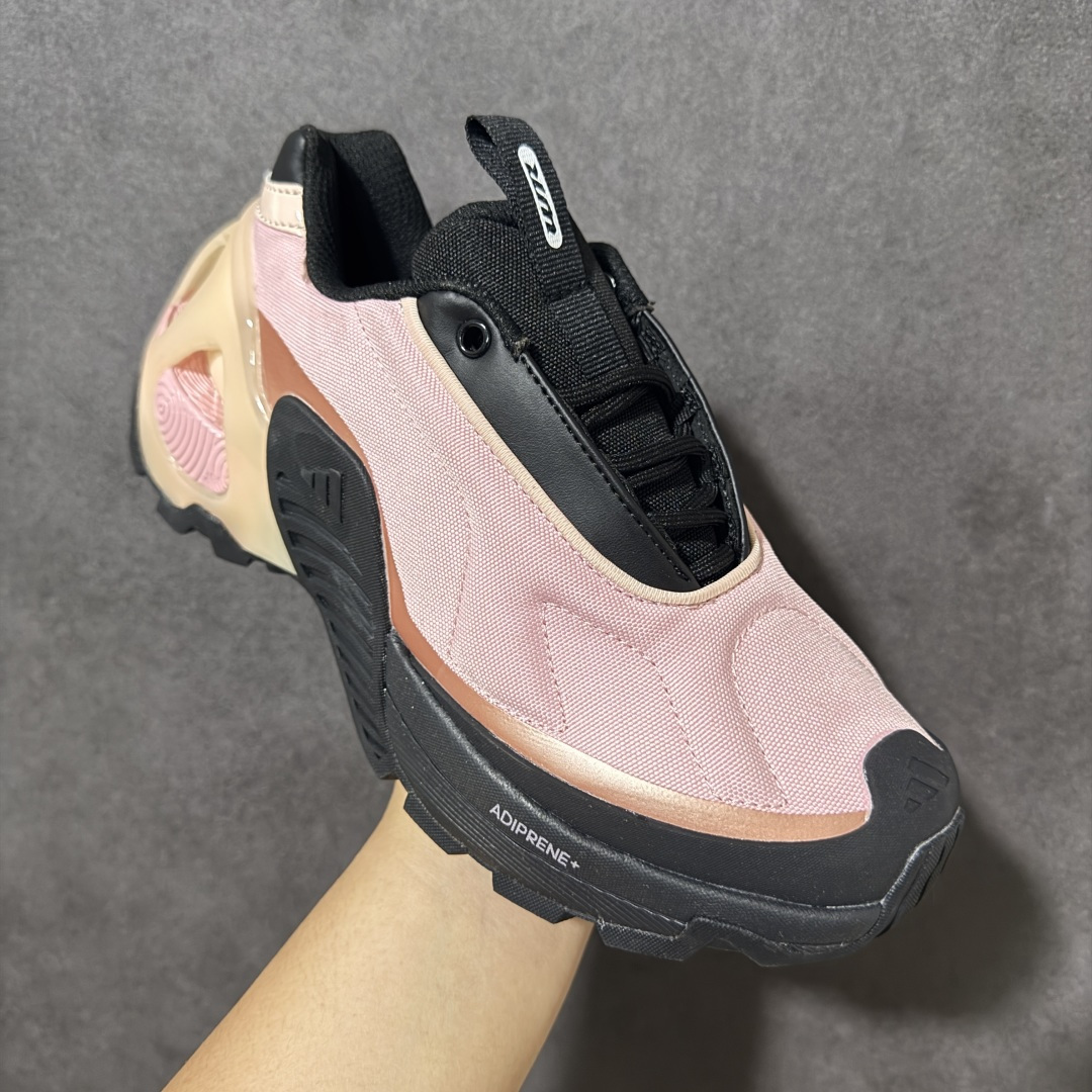 图片[3]-【公司级】阿迪达斯 Adidas Ozweego Adiprene 水管复古老爹鞋厚底增高老爹爹百搭慢跑鞋 鞋面透气织物与出众皮革相互拼接，营造丰富层次，中底 adiPRENE+ 则提供穿着过程中的优良支撑，进一步提升舒适度,特别之处在于后跟半透明导管加持，个性又独特！最后辅以醒目色调营造强烈视觉反差，不凡的吸睛效果让人过目难忘 。 尺码：36-40带半码-选品中心