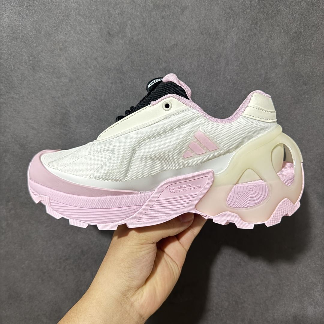 图片[2]-【公司级】阿迪达斯 Adidas Ozweego Adiprene 水管复古老爹鞋厚底增高老爹爹百搭慢跑鞋 鞋面透气织物与出众皮革相互拼接，营造丰富层次，中底 adiPRENE+ 则提供穿着过程中的优良支撑，进一步提升舒适度,特别之处在于后跟半透明导管加持，个性又独特！最后辅以醒目色调营造强烈视觉反差，不凡的吸睛效果让人过目难忘 。 尺码：36-40带半码-选品中心