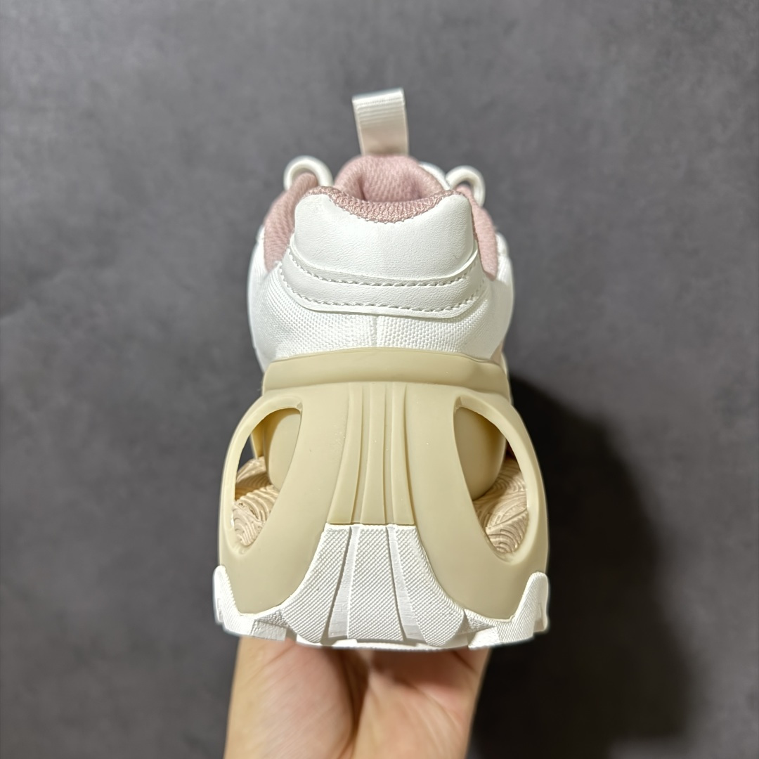 图片[4]-【公司级】阿迪达斯 Adidas Ozweego Adiprene 水管复古老爹鞋厚底增高老爹爹百搭慢跑鞋 鞋面透气织物与出众皮革相互拼接，营造丰富层次，中底 adiPRENE+ 则提供穿着过程中的优良支撑，进一步提升舒适度,特别之处在于后跟半透明导管加持，个性又独特！最后辅以醒目色调营造强烈视觉反差，不凡的吸睛效果让人过目难忘 。 尺码：36-40带半码-选品中心