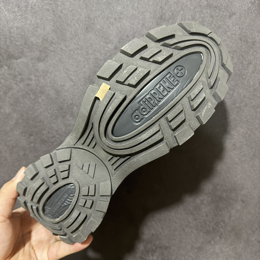 图片[9]-【公司级】阿迪达斯 Adidas Ozweego Adiprene 水管复古老爹鞋厚底增高老爹爹百搭慢跑鞋 鞋面透气织物与出众皮革相互拼接，营造丰富层次，中底 adiPRENE+ 则提供穿着过程中的优良支撑，进一步提升舒适度,特别之处在于后跟半透明导管加持，个性又独特！最后辅以醒目色调营造强烈视觉反差，不凡的吸睛效果让人过目难忘 。 尺码：40-45带半码-选品中心