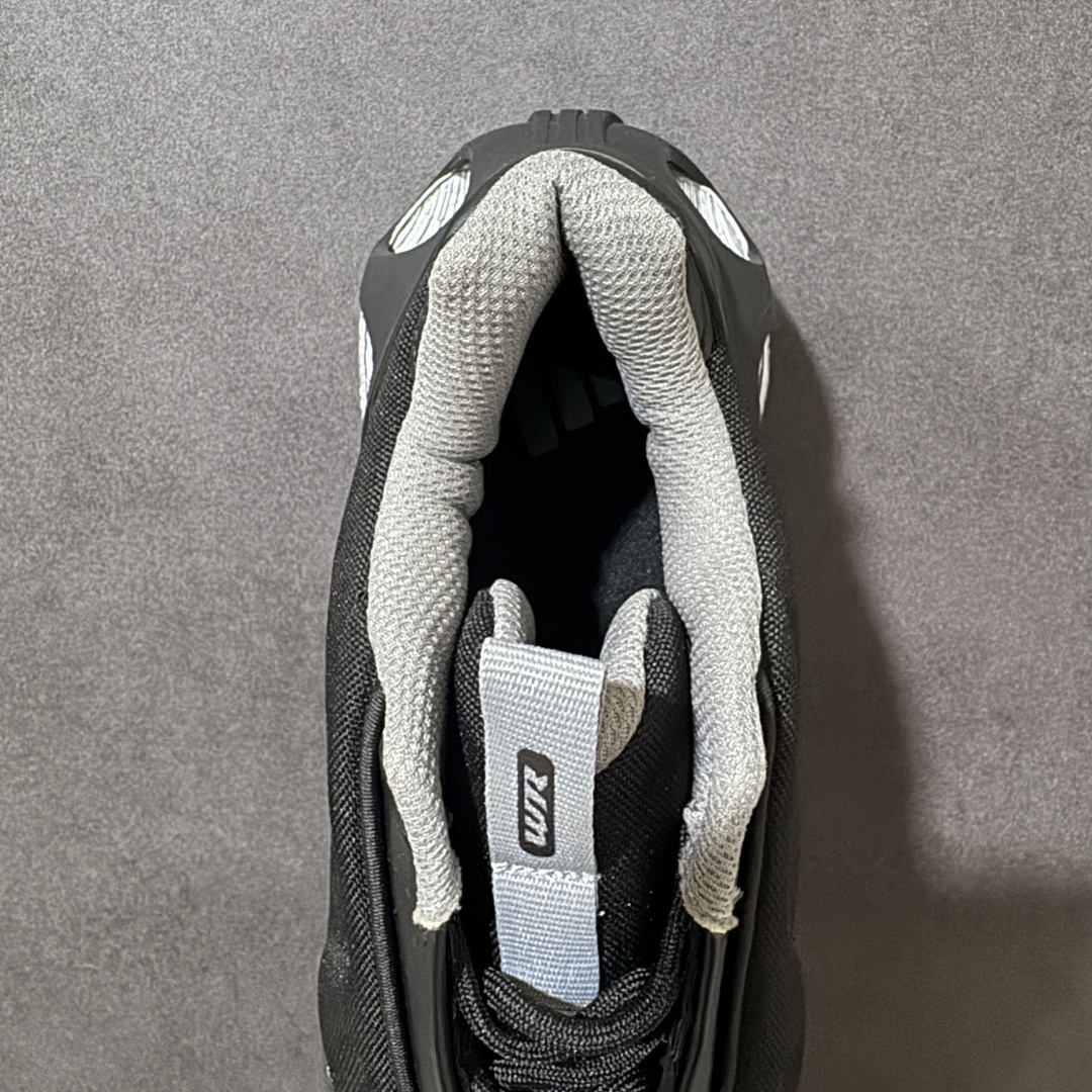 图片[6]-【公司级】阿迪达斯 Adidas Ozweego Adiprene 水管复古老爹鞋厚底增高老爹爹百搭慢跑鞋 鞋面透气织物与出众皮革相互拼接，营造丰富层次，中底 adiPRENE+ 则提供穿着过程中的优良支撑，进一步提升舒适度,特别之处在于后跟半透明导管加持，个性又独特！最后辅以醒目色调营造强烈视觉反差，不凡的吸睛效果让人过目难忘 。 尺码：40-45带半码-选品中心