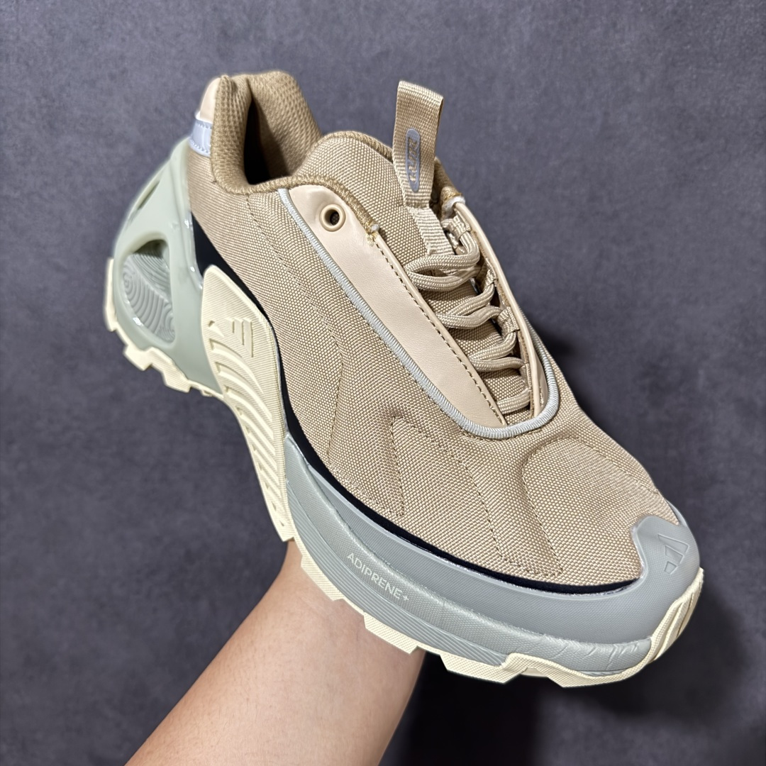 图片[3]-【公司级】阿迪达斯 Adidas Ozweego Adiprene 水管复古老爹鞋厚底增高老爹爹百搭慢跑鞋 鞋面透气织物与出众皮革相互拼接，营造丰富层次，中底 adiPRENE+ 则提供穿着过程中的优良支撑，进一步提升舒适度,特别之处在于后跟半透明导管加持，个性又独特！最后辅以醒目色调营造强烈视觉反差，不凡的吸睛效果让人过目难忘 。 尺码：40-45带半码-选品中心