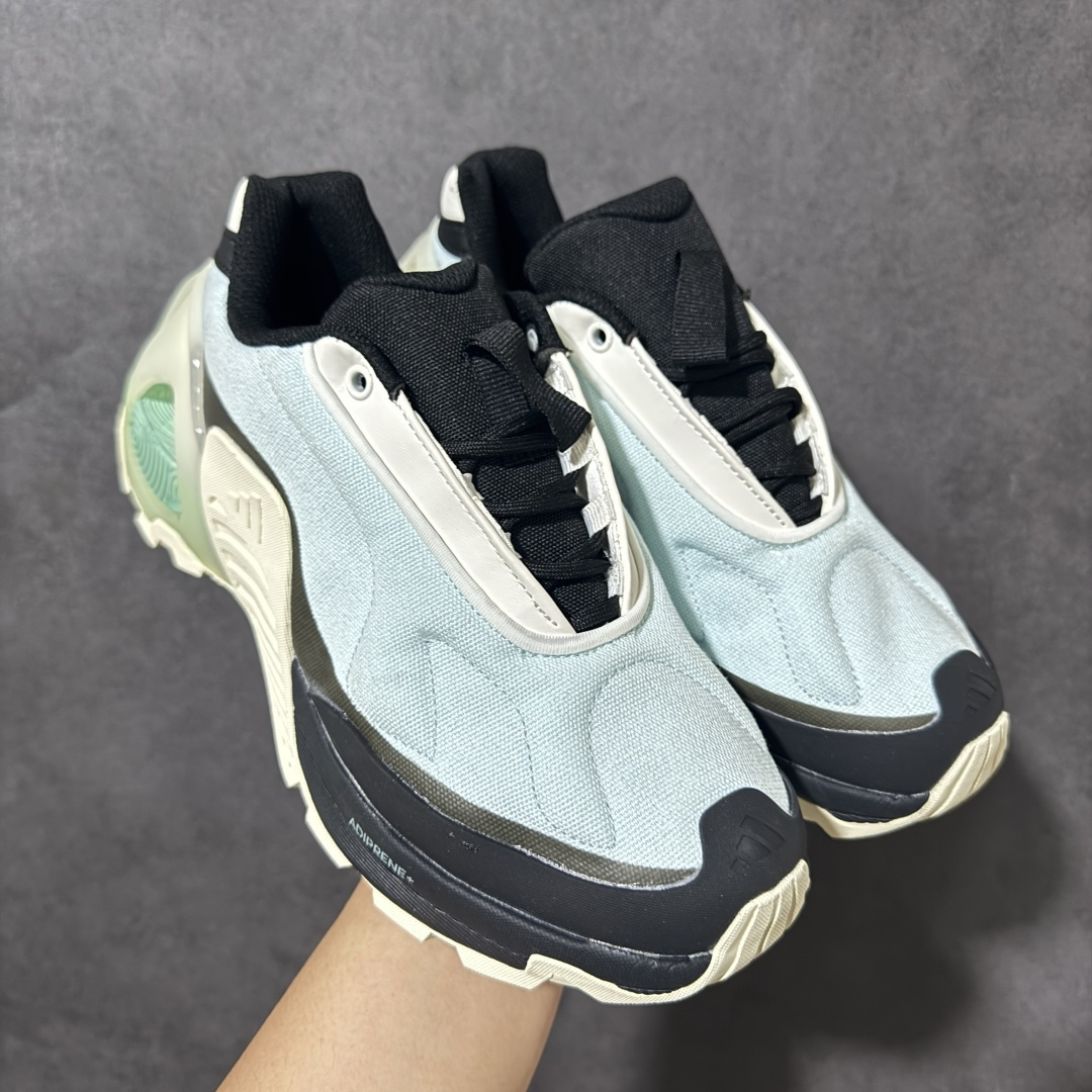图片[6]-【公司级】阿迪达斯 Adidas Ozweego Adiprene 水管复古老爹鞋厚底增高老爹爹百搭慢跑鞋 鞋面透气织物与出众皮革相互拼接，营造丰富层次，中底 adiPRENE+ 则提供穿着过程中的优良支撑，进一步提升舒适度,特别之处在于后跟半透明导管加持，个性又独特！最后辅以醒目色调营造强烈视觉反差，不凡的吸睛效果让人过目难忘 。 男鞋：40-45带半码 女鞋：36-40带半码-选品中心