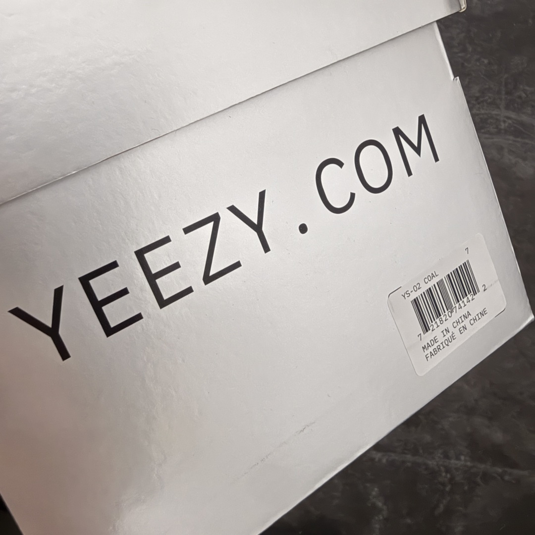图片[8]-【GX版】YEEZY YS-02 椰子拖鞋 原厂原材料 官方刚发售无Adidas内标 非阿迪合作款 原厂流出过验级别品质 尺码：38.5-48.5-选品中心
