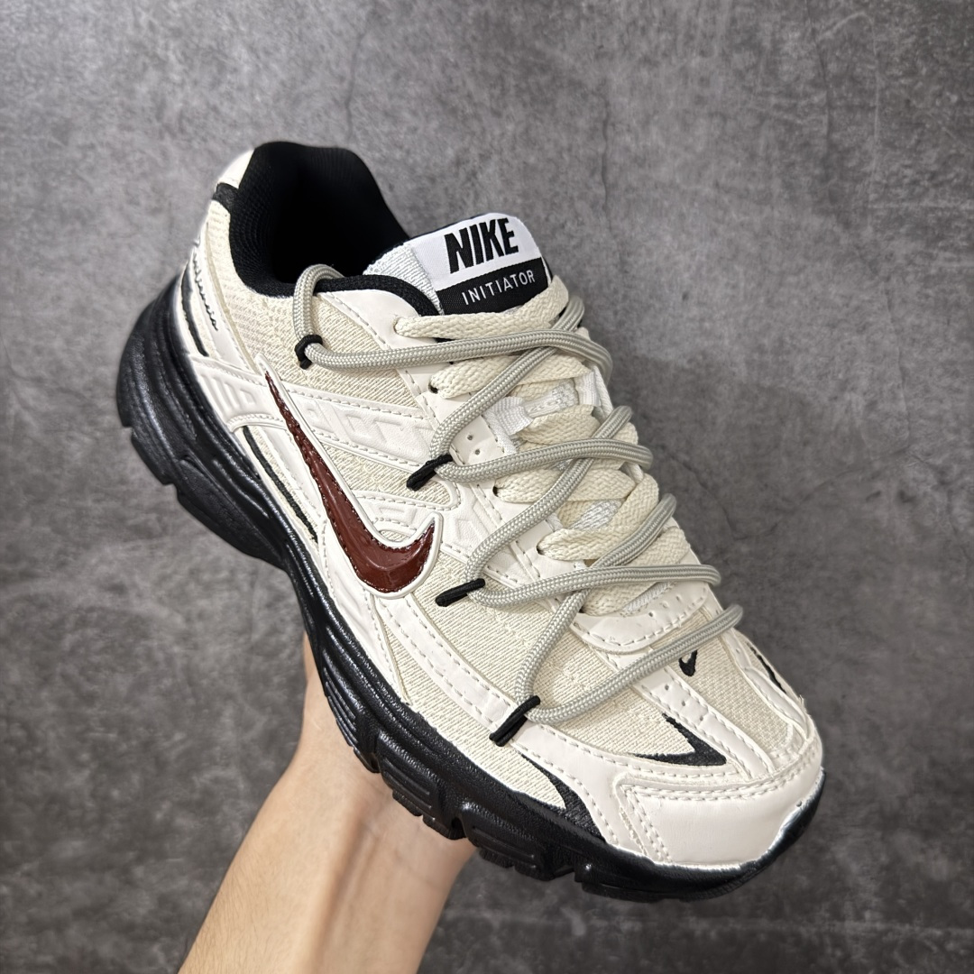 图片[3]-【手绘定制版】NIKE INITIATOR 创始者系列复古休闲运动舒适跑鞋 此款为人工手绘定制图案 原版基于Nike Initiator修改款 加以创意定制 完美品质做工 个性十足 原厂原档案数据开发 原盒包装 舒适有型适合日常穿着 该鞋款延续千禧年经典设计搭载泡绵中底厚实而轻盈 匠心细节巧搭立体耐克勾标志焕新演绎复古跑鞋 货号：394055-001 尺码：36-45带半码-选品中心