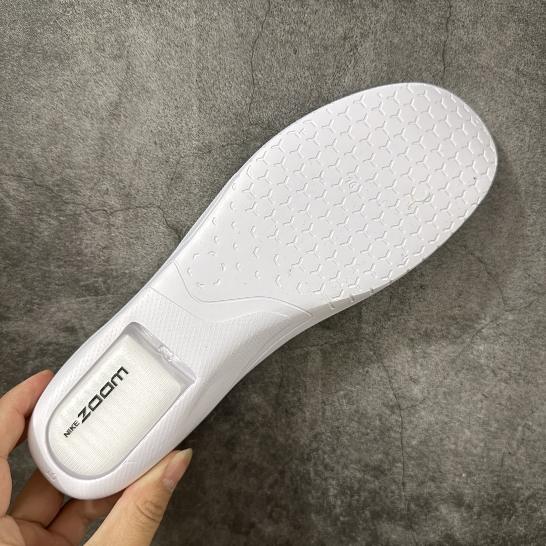 图片[8]-【S2纯原】NK Zoom Kobe 11 科比十一代 黑金 IU4902-900 React 科技鞋垫加持 实战配置直接拉满 原楦纸板开发 鞋身流线型、后跟塑形 区分土肥圆 原厂针织鞋面一针一线匹配原版 全身鞋材卡料色独家定制 唯一万针立体刺绣SWOOSH 真实底模最大48.5 实战利器 专供海外市场 尺码：40 40.5 41 42 42.5 43 44 44.5 45 46 47.5 48.5 （脚宽、脚胖 建议买大半码）-选品中心