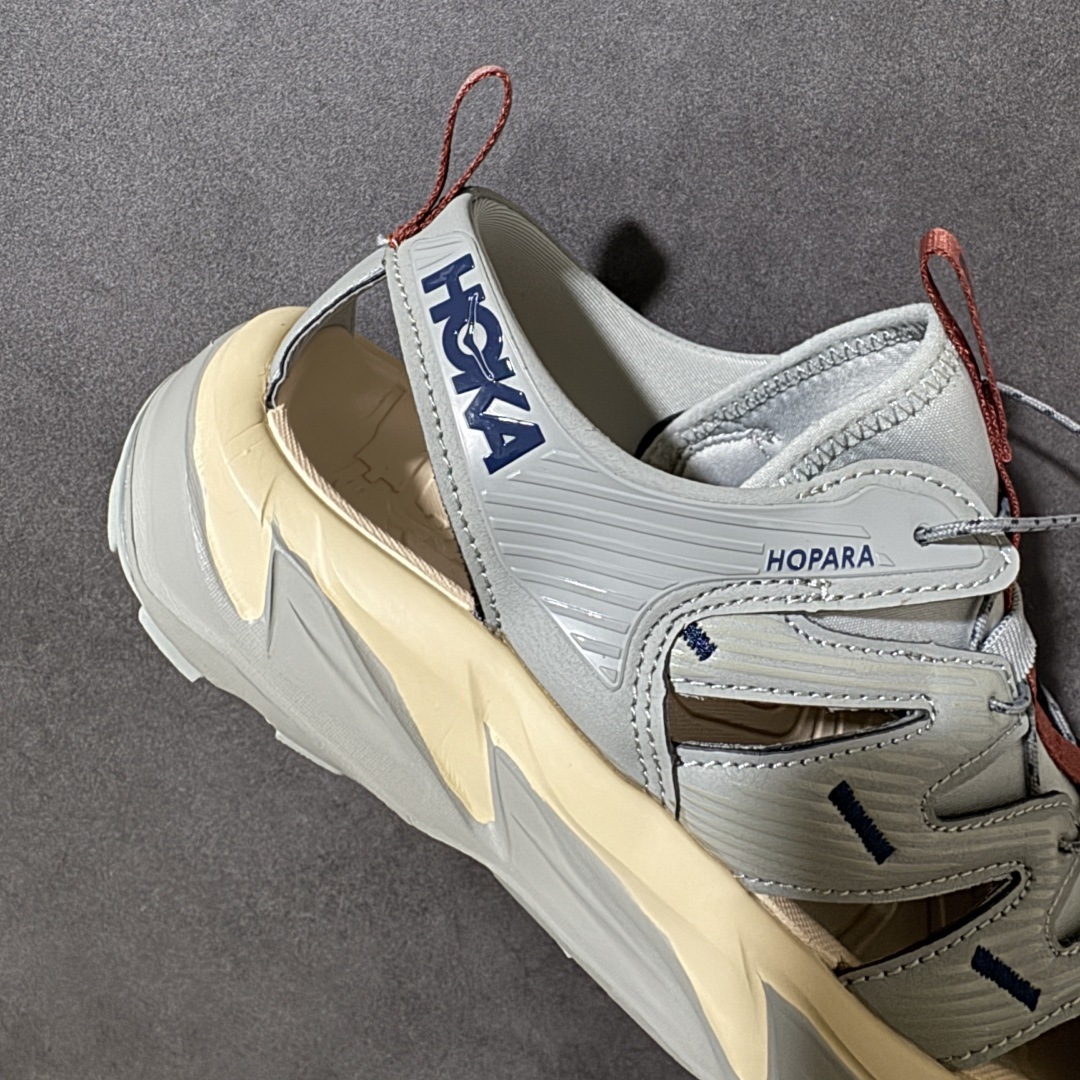 图片[7]-【PE纯原版】HOKA One One Hopara Sandals 霍帕拉系列水路两用溯溪涉水休闲户外露营凉鞋 作为先锋品牌的 HOKA ONE ONE总是以独特的方式 HOPA RA是一款溯溪鞋 又名排水鞋 可长期用于涉水和溯溪 保护脚底和脚趾的安全和舒适 鞋面材料速干 透气 耐磨 鞋底防滑 耐磨 抓地能力强 出于安全考虑 设计要求较高 涉水溯溪过程中 水 泥沙 可以直接从鞋内大孔排出 细纹鞋底使在岩石上抓地能力强 避免打滑 而上路后 鞋面具有快干透气等优点 尺码：36 36.5 37.5 38 39 40 40.5 41 42 42.5 43 44 45-选品中心