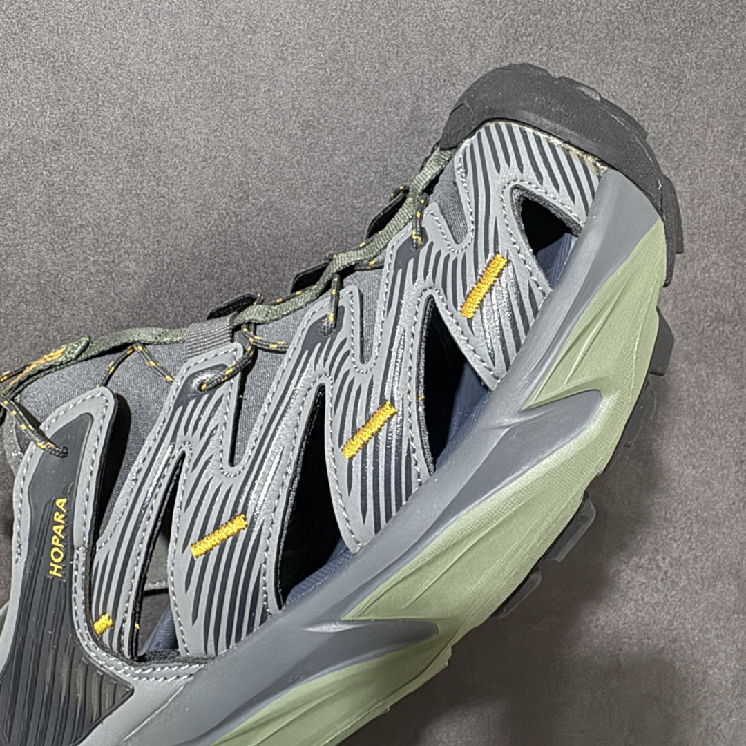 图片[8]-【PE纯原版】HOKA One One Hopara Sandals 霍帕拉系列水路两用溯溪涉水休闲户外露营凉鞋 作为先锋品牌的 HOKA ONE ONE总是以独特的方式 HOPA RA是一款溯溪鞋 又名排水鞋 可长期用于涉水和溯溪 保护脚底和脚趾的安全和舒适 鞋面材料速干 透气 耐磨 鞋底防滑 耐磨 抓地能力强 出于安全考虑 设计要求较高 涉水溯溪过程中 水 泥沙 可以直接从鞋内大孔排出 细纹鞋底使在岩石上抓地能力强 避免打滑 而上路后 鞋面具有快干透气等优点 尺码：36 36.5 37.5 38 39 40 40.5 41 42 42.5 43 44 45-选品中心