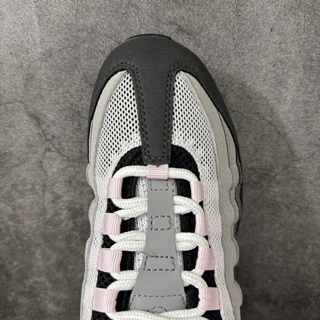图片[5]-【顶级芯片版】Nike Air Max 95 黑灰粉 货号：HJ5996-001 顶级版 开发数月 原版开发 多道QC质检 鞋型完美复刻 原厂级别工艺 正确色卡 正确气垫蓝光 正确大底 独家私模 采用进口头层牛皮拼接 定位高端市场 行业标杆工艺 尺码：40 40.5 41 42 42.5 43 44 44.5 45 46-选品中心