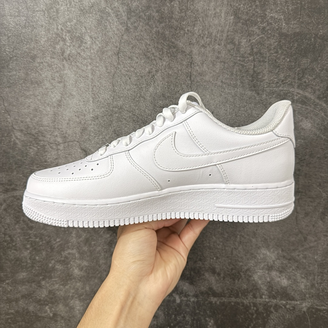 图片[2]-【CS纯原版】NK Air Force 1 Low \’07 空军一号低帮经典板鞋 纯白 CW2288-111 顶级空军 原厂皮料 升级版 市场独一档 超高清洁度裁片 皮料质感肉眼可见 细节吊打市场其他代号版本 天花板级别 全鞋电脑针车 工整有序 原厂港宝加持完美还原灵魂版型 原盒原配从里到外百分百还原 原厂全头层原厂皮料 原标原盒 内置Sole气垫 中底白色背胶 中底划线 已经无限的接近公司 原厂楦头 原厂刺绣 后跟弧度修正 正确中底四线防伪 尺码：36 36.5 37.5 38 38.5 39 40 40.5 41 42 42.5 43 44 44.5 45 46-选品中心