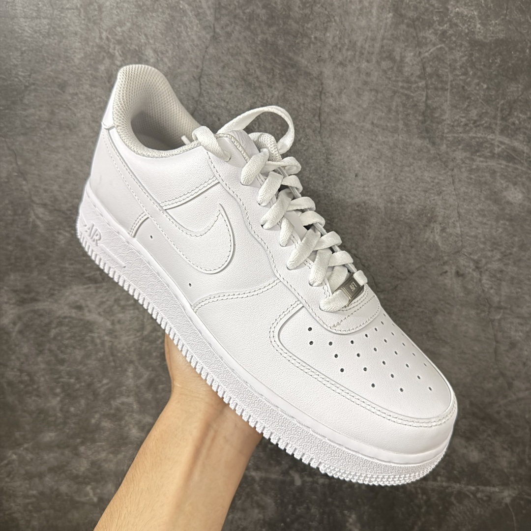 图片[3]-【CS纯原版】NK Air Force 1 Low \’07 空军一号低帮经典板鞋 纯白 CW2288-111 顶级空军 原厂皮料 升级版 市场独一档 超高清洁度裁片 皮料质感肉眼可见 细节吊打市场其他代号版本 天花板级别 全鞋电脑针车 工整有序 原厂港宝加持完美还原灵魂版型 原盒原配从里到外百分百还原 原厂全头层原厂皮料 原标原盒 内置Sole气垫 中底白色背胶 中底划线 已经无限的接近公司 原厂楦头 原厂刺绣 后跟弧度修正 正确中底四线防伪 尺码：36 36.5 37.5 38 38.5 39 40 40.5 41 42 42.5 43 44 44.5 45 46-选品中心