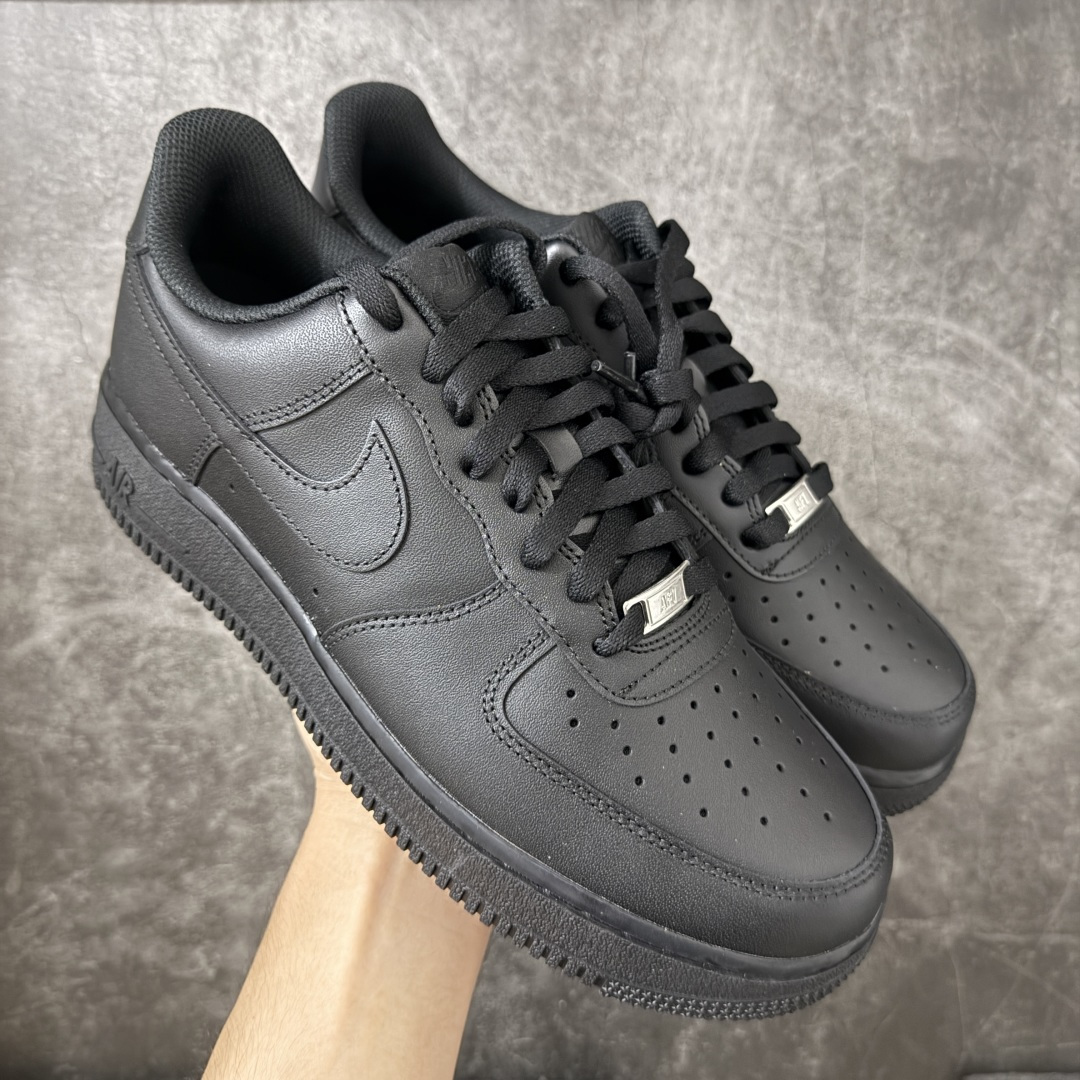 【CS纯原版】NK Air Force 1 Low \'07 空军一号低帮经典板鞋 纯黑 CW2288-001 顶级空军 原厂皮料 升级版 市场独一档 超高清洁度裁片 皮料质感肉眼可见 细节吊打市场其他代号版本 天花板级别 全鞋电脑针车 工整有序 原厂港宝加持完美还原灵魂版型 原盒原配从里到外百分百还原 原厂全头层原厂皮料 原标原盒 内置Sole气垫 中底白色背胶 中底划线 已经无限的接近公司 原厂楦头 原厂刺绣 后跟弧度修正 正确中底四线防伪 尺码:36 36.5 37.5 38 38.5 39 40 40.5 41 42 42.5 43 44 44.5 45 46-选品中心