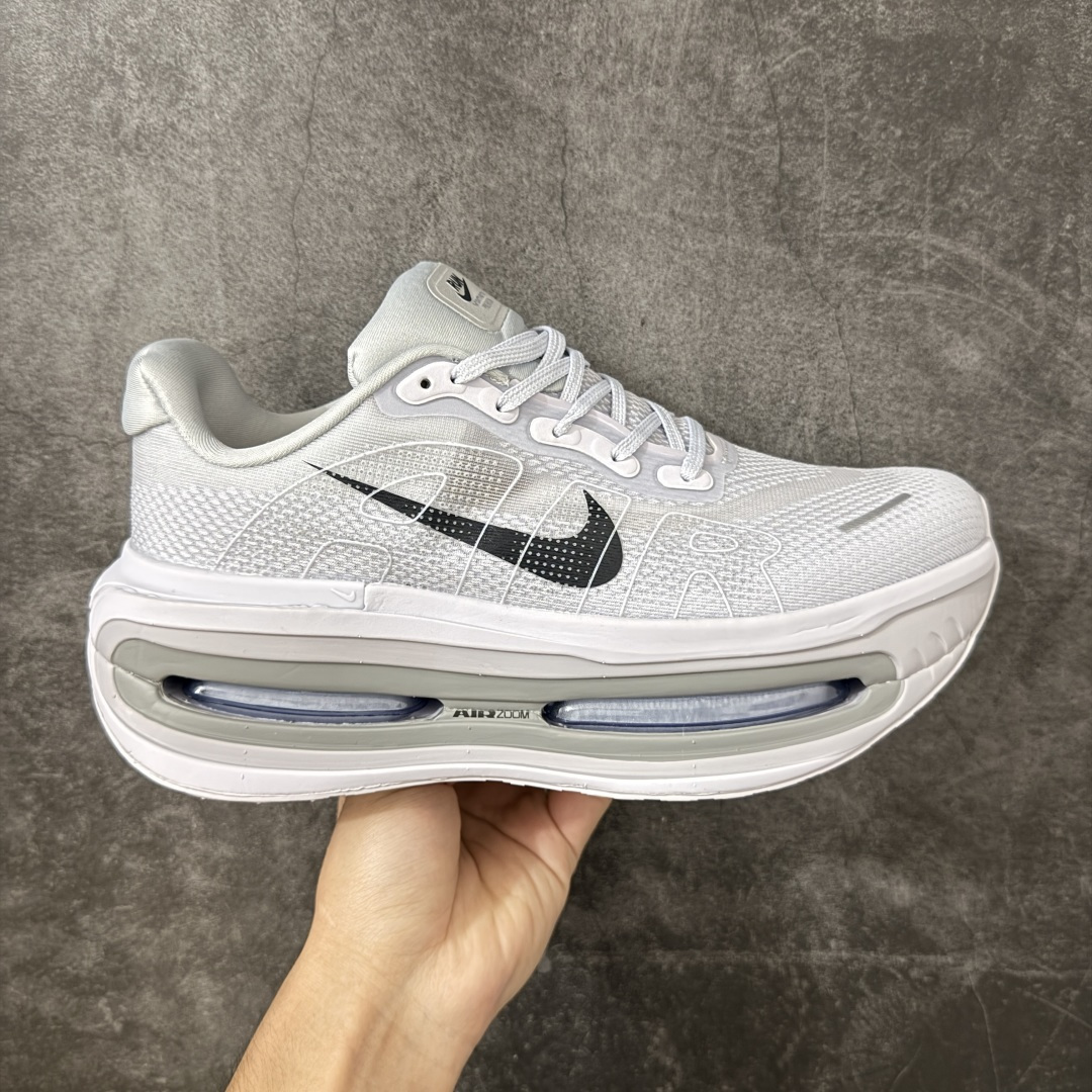 【公司级】Nike Air Zoom Vomero Premium 耐克网面厚底气垫跑鞋 货号: HQ2050-104 尺码:36 36.5 37.5 38 38.5 39 40 40.5 41 42 42.5 43 44 44.5 45 46-选品中心