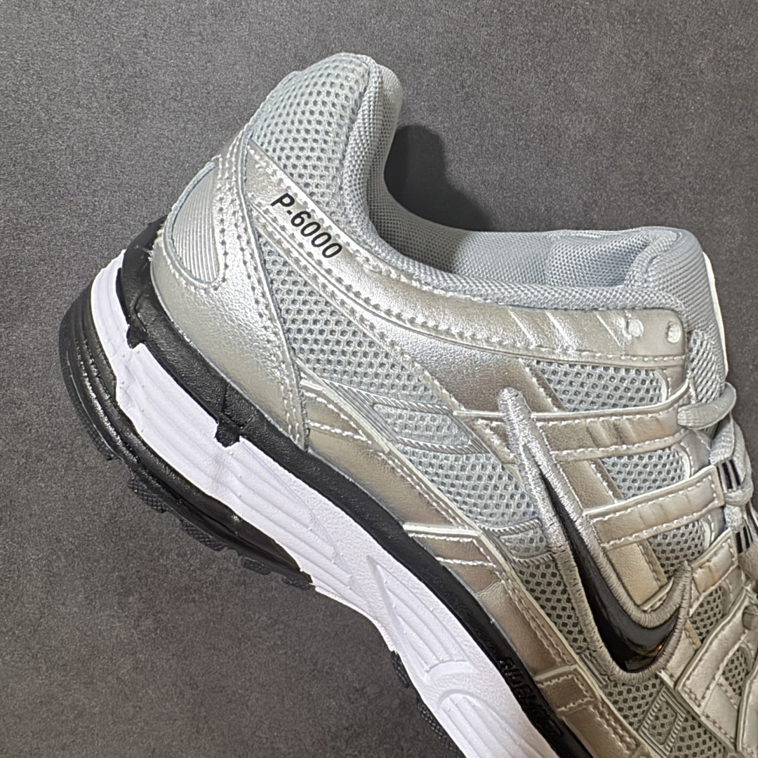 图片[7]-【公司级】Nike P-6000 复古休闲 耐克 低帮休闲城市通勤跑步鞋 采用透气网眼布搭配皮革和合成材质覆面 再现早期鞋款外观 活力配色打造时尚外观和运动美学 结合泡棉缓震配置 缔造非凡舒适的日常穿着体验 皮革织物与合成材质组合鞋面 打造舒适支撑效果 货号：FD9876-101 尺码：36 36.5 37.5 38 38.5 39 40 40.5 41 42 42.5 43 44 45 46-选品中心