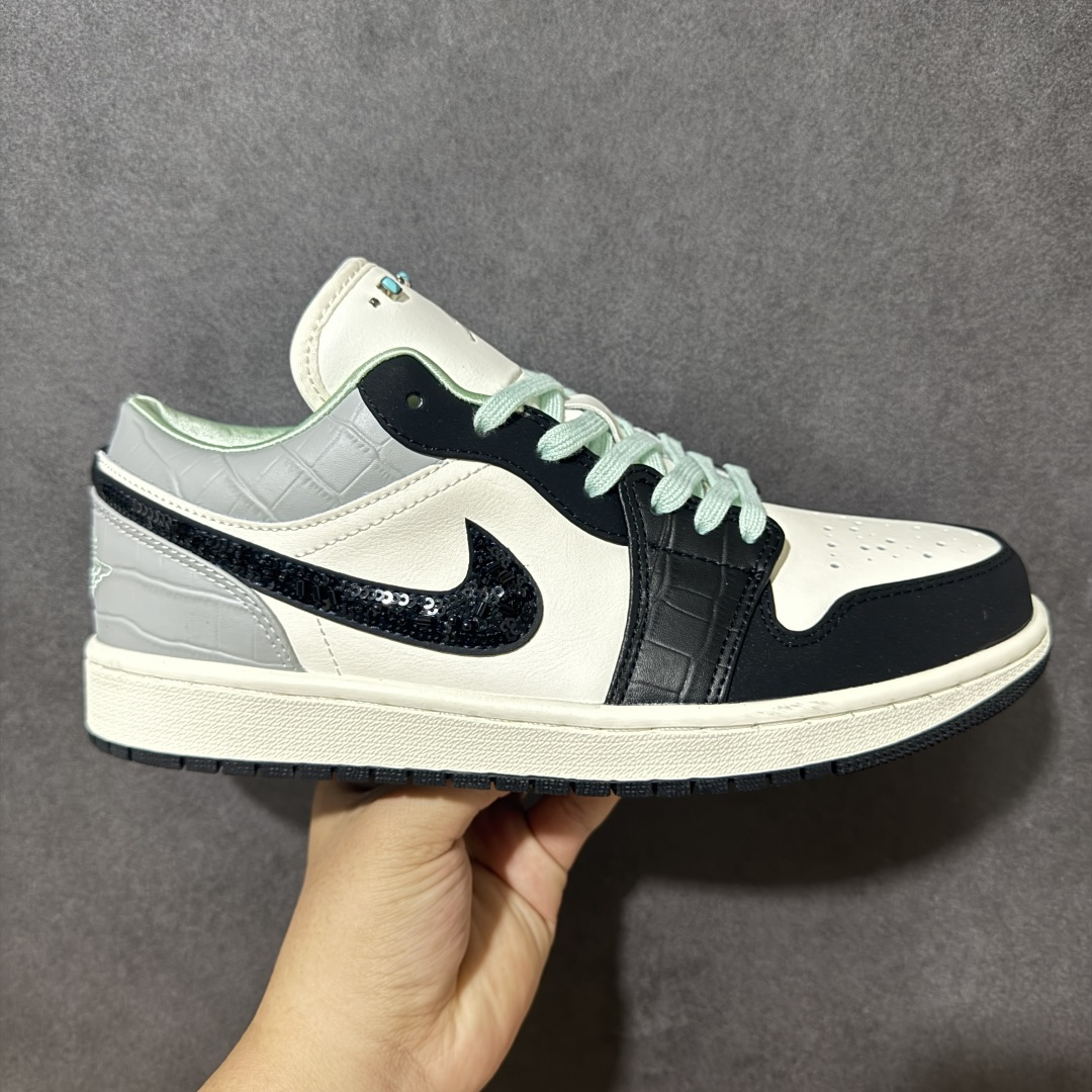 【公司级】Nike Air Jordan 1 Low 经典百搭 AJ1 耐克 低帮休闲板鞋 货号:IX5001-101 尺码:40 40.5 41 42 42.5 43 44 45 46-选品中心