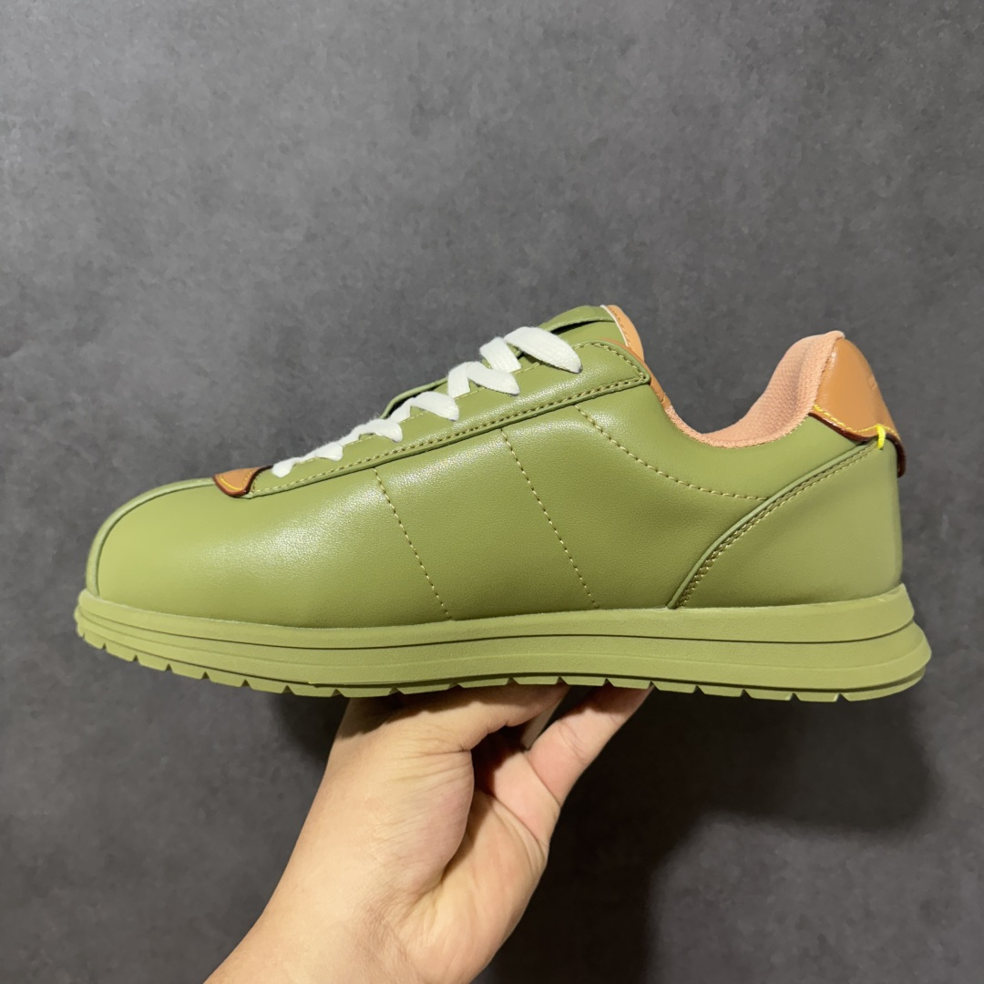 图片[2]-特价【GQ福利】广顶纯原特价 LOUIS VUITTON x Nigo lv联名款 Buttersoft 牛皮革羊皮革 FW25 图案压纹 圆头系带 低帮 生活休闲鞋 男女同款 外贸批次 全新纸板数据 印花高频效果碾压市面 市售天花板产物 耗时半年巨作 全套原厂新版原纸板楦头开发 原厂特供皮料加持 市场所有版本中综合最强的货品 GD实力大厂出品 全网最全配色更新最快 最成熟的做工稳定的品控 完美鞋型超高的清洁度 零毛边线头瑕疵 全套原楦原纸版原鞋开模 全网最具灵魂的版型 正确原装黄色鞋盒 正确中底印花 鞋面印花3D高频深度立体 全鞋电脑针车 紧密相连 针距密度一致 环保乳胶注塑鞋垫 厚度脚感还原原版 皮面裁剪部位 统一油边封口工艺 原装橡胶大底含胶量大底组合零偏差 专柜全套包装 防尘袋 说明书 质保卡 尺码：36-48无半码 货号：AE5I3BMI61N420-选品中心