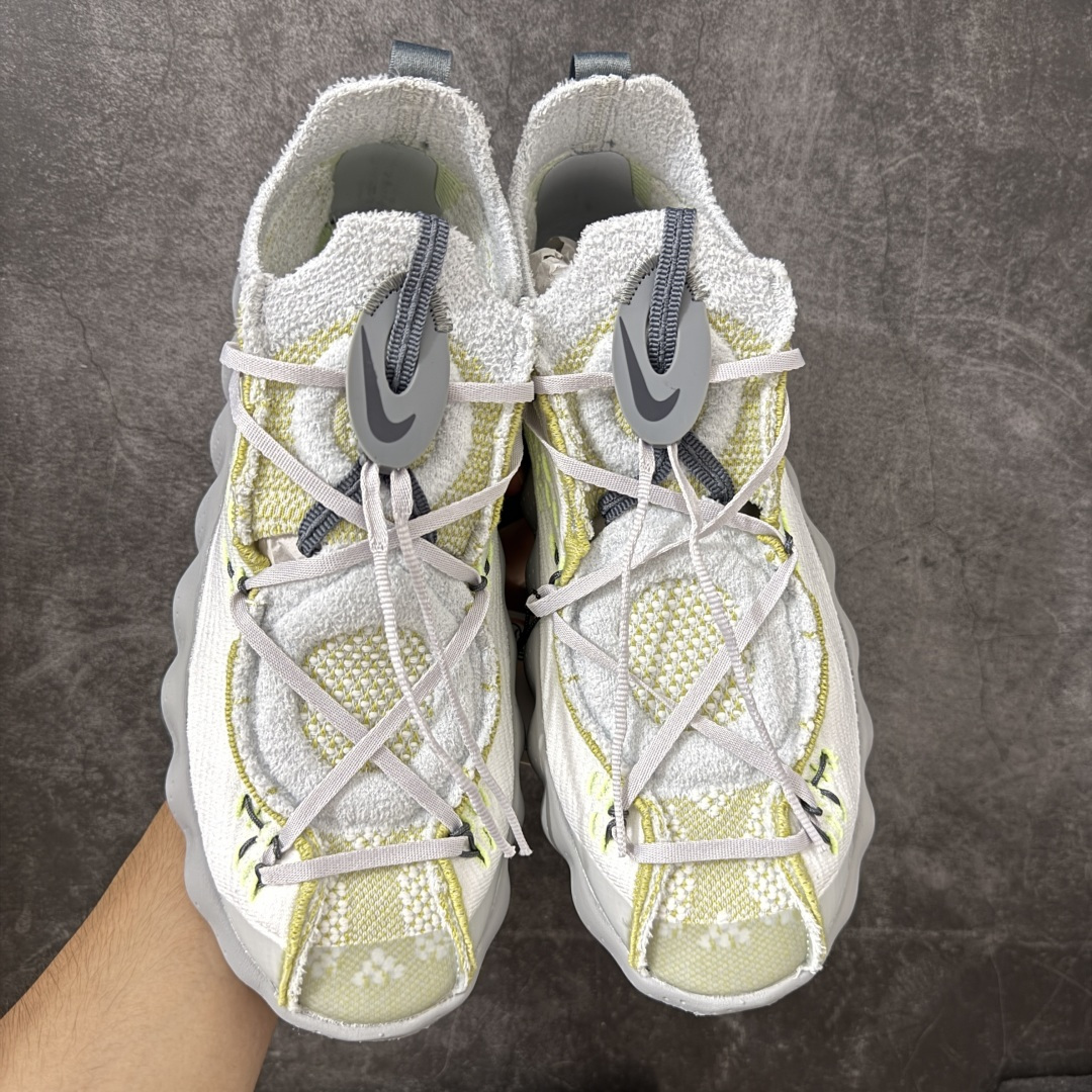 图片[2]-【渠道版】NK Mind 002 Flyknit足底按摩舒适运动休闲训练鞋 白绿 IR2176-100 全套原厂楦头原纸板数据档案 历时四个月倾力打造 原厂0937机台Flyknit飞织工艺 鞋面针织密度弹性完美同步原鞋 工艺同步公司 原厂压底模 加固按摩单元 防止颗粒松动 原装TUP鞋扣 亮黑后跟条 白色字体采用工业级丝网印刷（丝印）工艺 字体边缘锐利清晰 笔画粗细均匀 没有毛边或晕染 依旧延续Mind系列的标志性外观 采用黑色Flyknit鞋面 并用到拼接结构和外露缝线强调设计感 鞋底依旧配备22个皇家蓝独立泡棉按摩球 鞋底的FRAGMENT经典标语也同样保留其中 还在鞋舌加入了一块印有闪电章的特殊提环 来进一步表明联名身份 正常尺码 尺码：36 36.5 37.5 38 38.5 39 40 40.5 41 42 42.5 43 44 44.5 45 46.5 47.5-选品中心
