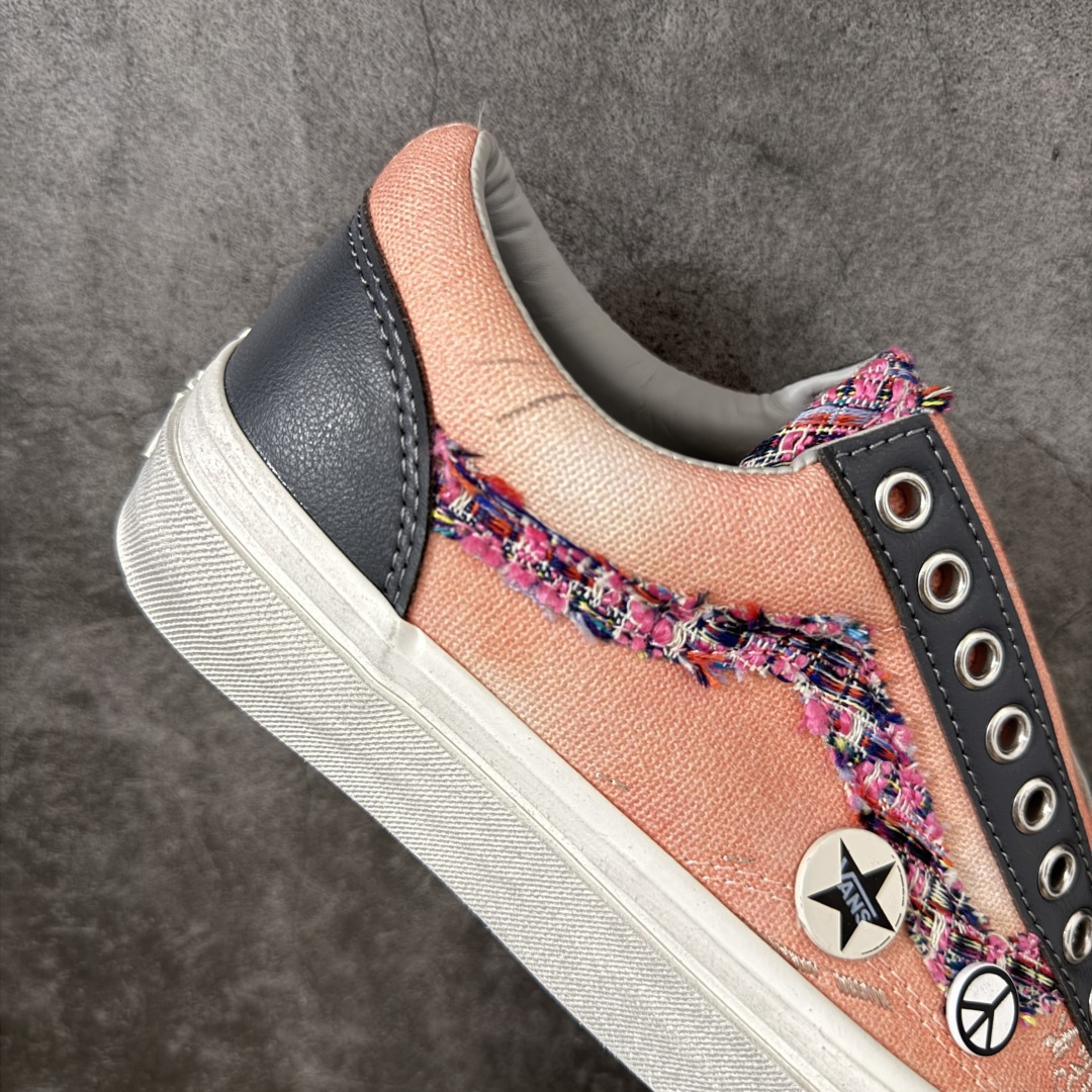 图片[7]-【公司级】Vans Old Skool 36 LX 香奈儿联名涂鸦做旧纽扣 秋日复古贴布Vans! 鞋子的贴布设计好有个性，搭配卡其裤很有秋日氛围感哦 贴布是手工缝制的，摸起来有复古颗粒感~ 货号：VN000D9RBRG 尺码：35-44（带半码）-选品中心