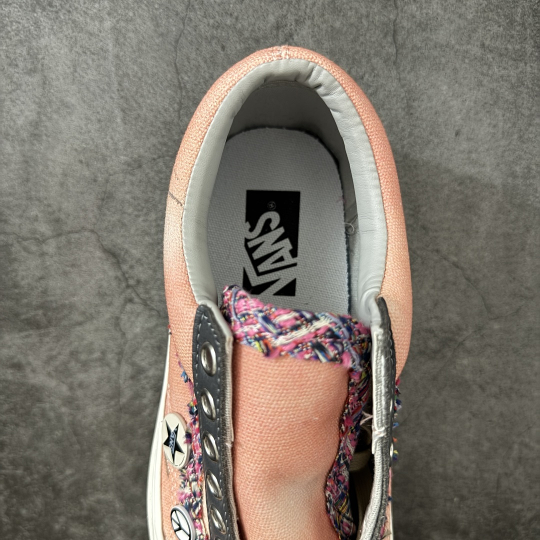 图片[8]-【公司级】Vans Old Skool 36 LX 香奈儿联名涂鸦做旧纽扣 秋日复古贴布Vans! 鞋子的贴布设计好有个性，搭配卡其裤很有秋日氛围感哦 贴布是手工缝制的，摸起来有复古颗粒感~ 货号：VN000D9RBRG 尺码：35-44（带半码）-选品中心