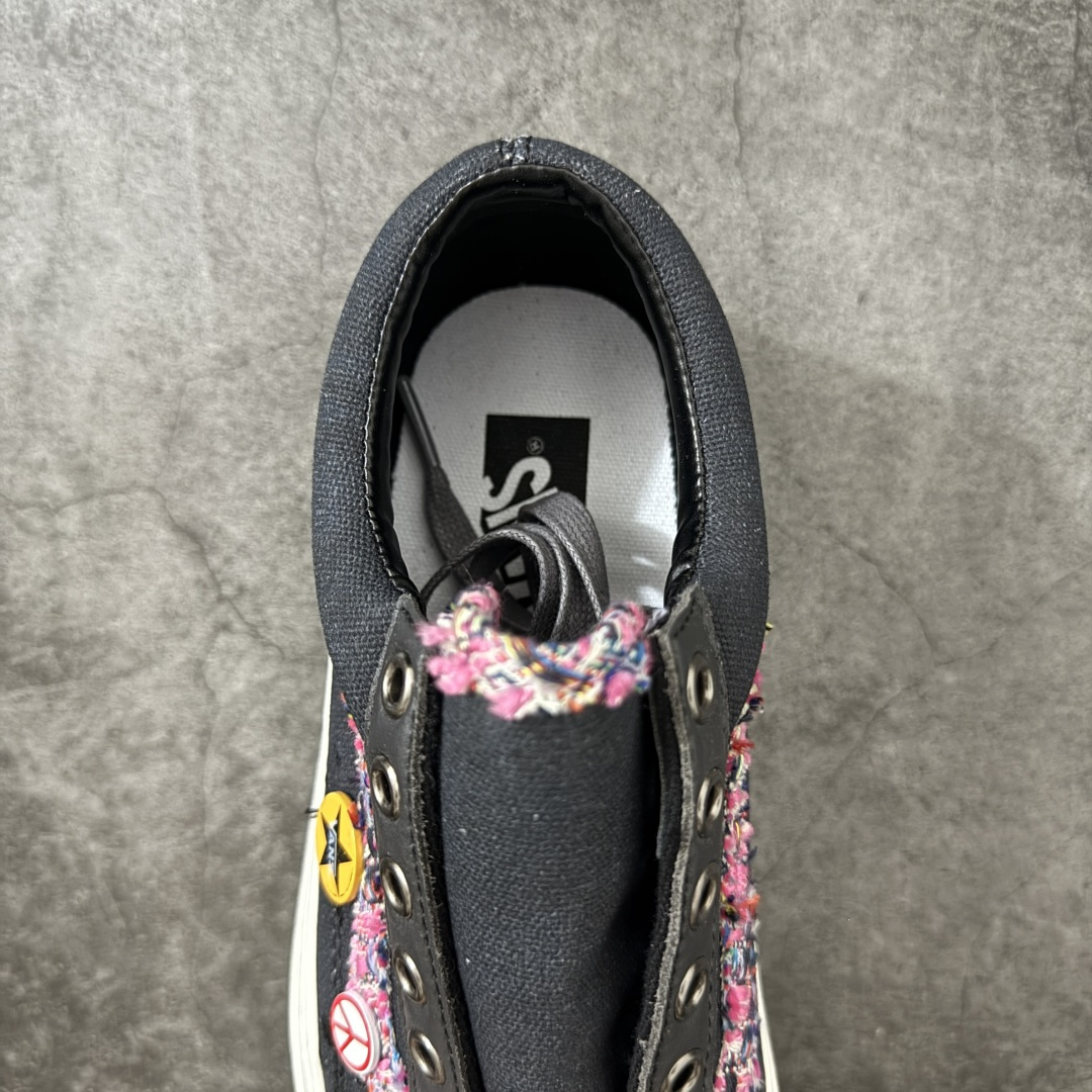 图片[8]-【公司级】Vans Old Skool 36 LX 香奈儿联名涂鸦做旧纽扣 秋日复古贴布Vans! 鞋子的贴布设计好有个性，搭配卡其裤很有秋日氛围感哦 贴布是手工缝制的，摸起来有复古颗粒感~ 货号：VN000D9RBRG 尺码：35-44（带半码）-选品中心