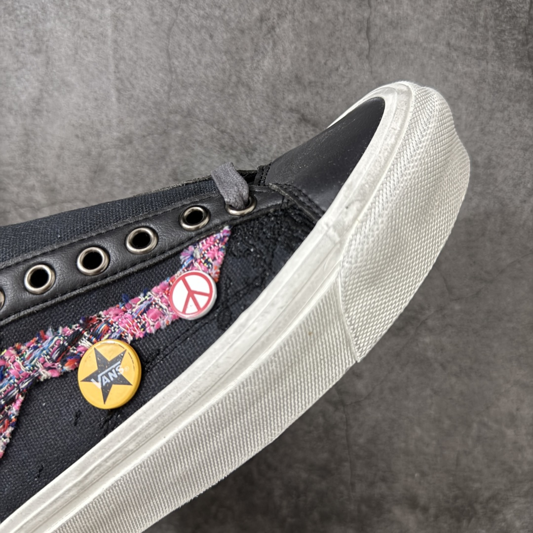 图片[6]-【公司级】Vans Old Skool 36 LX 香奈儿联名涂鸦做旧纽扣 秋日复古贴布Vans! 鞋子的贴布设计好有个性，搭配卡其裤很有秋日氛围感哦 贴布是手工缝制的，摸起来有复古颗粒感~ 货号：VN000D9RBRG 尺码：35-44（带半码）-选品中心