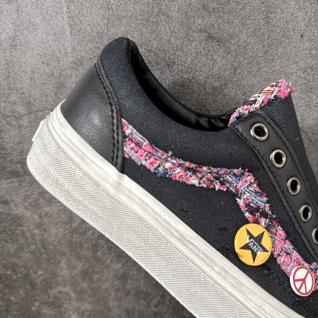 图片[7]-【公司级】Vans Old Skool 36 LX 香奈儿联名涂鸦做旧纽扣 秋日复古贴布Vans! 鞋子的贴布设计好有个性，搭配卡其裤很有秋日氛围感哦 贴布是手工缝制的，摸起来有复古颗粒感~ 货号：VN000D9RBRG 尺码：35-44（带半码）-选品中心