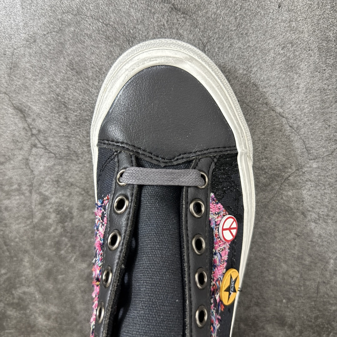 图片[5]-【公司级】Vans Old Skool 36 LX 香奈儿联名涂鸦做旧纽扣 秋日复古贴布Vans! 鞋子的贴布设计好有个性，搭配卡其裤很有秋日氛围感哦 贴布是手工缝制的，摸起来有复古颗粒感~ 货号：VN000D9RBRG 尺码：35-44（带半码）-选品中心