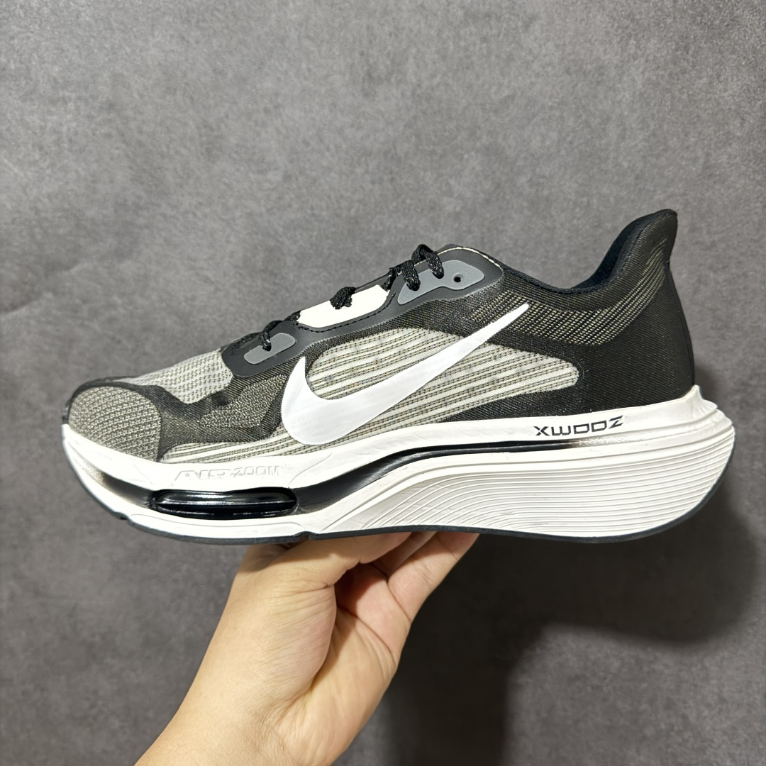 图片[2]-【H11纯原】Nike Pegasus Plus 2 耐克超级飞马Plus 2 融合了轻量、回弹与贴合感三大核心优势， 被跑圈誉为“全能选手” 适合从日常慢跑、节奏训练到半程马拉松的多种场景 尺码：36 36.5 37.5 38 38.5 39 40 40.5 41 42 42.5 43 44 44.5 45 46 47.5-选品中心