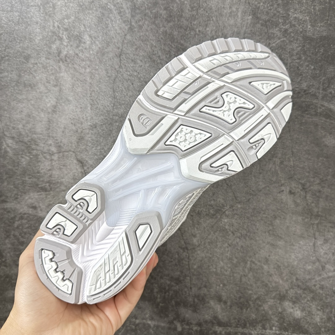图片[9]-【Zok版本】TB x Kayano 14 联名 ASICS x Thom Browne x GEL-KAYANO 14 亚瑟士系列复古舒适织物合成革减震防滑耐磨低帮休闲跑步鞋 私人订单 顶级版本 原版采购1比1开发 配件齐 原装纸板楦头 独家私模五层组合大底 原厂定制缓震硅胶加持 原盒原配 官方四联吊牌 一比一同步原鞋工艺和用料 鞋面原厂“三明治”多层网布 区别其他同价版本 鞋垫采用原厂OrthoLite欧索莱材质 非普通海玻璃鞋垫 后跟一样采用了GEL缓震胶 整体系列设计非常的科技感 锻炼跑步的同时让你一样时尚百搭 尺码：36 37 37.5 38 39 39.5 40 40.5 41.5 42 42.5 43.5 44 44.5 45 46.5 47-选品中心