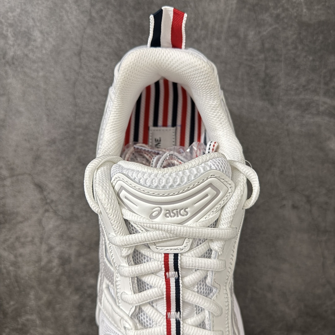 图片[8]-【Zok版本】TB x Kayano 14 联名 ASICS x Thom Browne x GEL-KAYANO 14 亚瑟士系列复古舒适织物合成革减震防滑耐磨低帮休闲跑步鞋 私人订单 顶级版本 原版采购1比1开发 配件齐 原装纸板楦头 独家私模五层组合大底 原厂定制缓震硅胶加持 原盒原配 官方四联吊牌 一比一同步原鞋工艺和用料 鞋面原厂“三明治”多层网布 区别其他同价版本 鞋垫采用原厂OrthoLite欧索莱材质 非普通海玻璃鞋垫 后跟一样采用了GEL缓震胶 整体系列设计非常的科技感 锻炼跑步的同时让你一样时尚百搭 尺码：36 37 37.5 38 39 39.5 40 40.5 41.5 42 42.5 43.5 44 44.5 45 46.5 47-选品中心