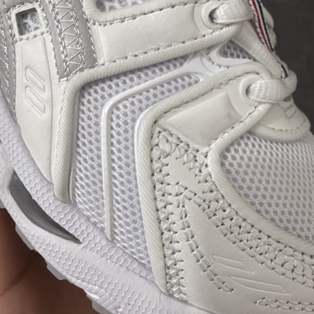 图片[5]-【Zok版本】TB x Kayano 14 联名 ASICS x Thom Browne x GEL-KAYANO 14 亚瑟士系列复古舒适织物合成革减震防滑耐磨低帮休闲跑步鞋 私人订单 顶级版本 原版采购1比1开发 配件齐 原装纸板楦头 独家私模五层组合大底 原厂定制缓震硅胶加持 原盒原配 官方四联吊牌 一比一同步原鞋工艺和用料 鞋面原厂“三明治”多层网布 区别其他同价版本 鞋垫采用原厂OrthoLite欧索莱材质 非普通海玻璃鞋垫 后跟一样采用了GEL缓震胶 整体系列设计非常的科技感 锻炼跑步的同时让你一样时尚百搭 尺码：36 37 37.5 38 39 39.5 40 40.5 41.5 42 42.5 43.5 44 44.5 45 46.5 47-选品中心