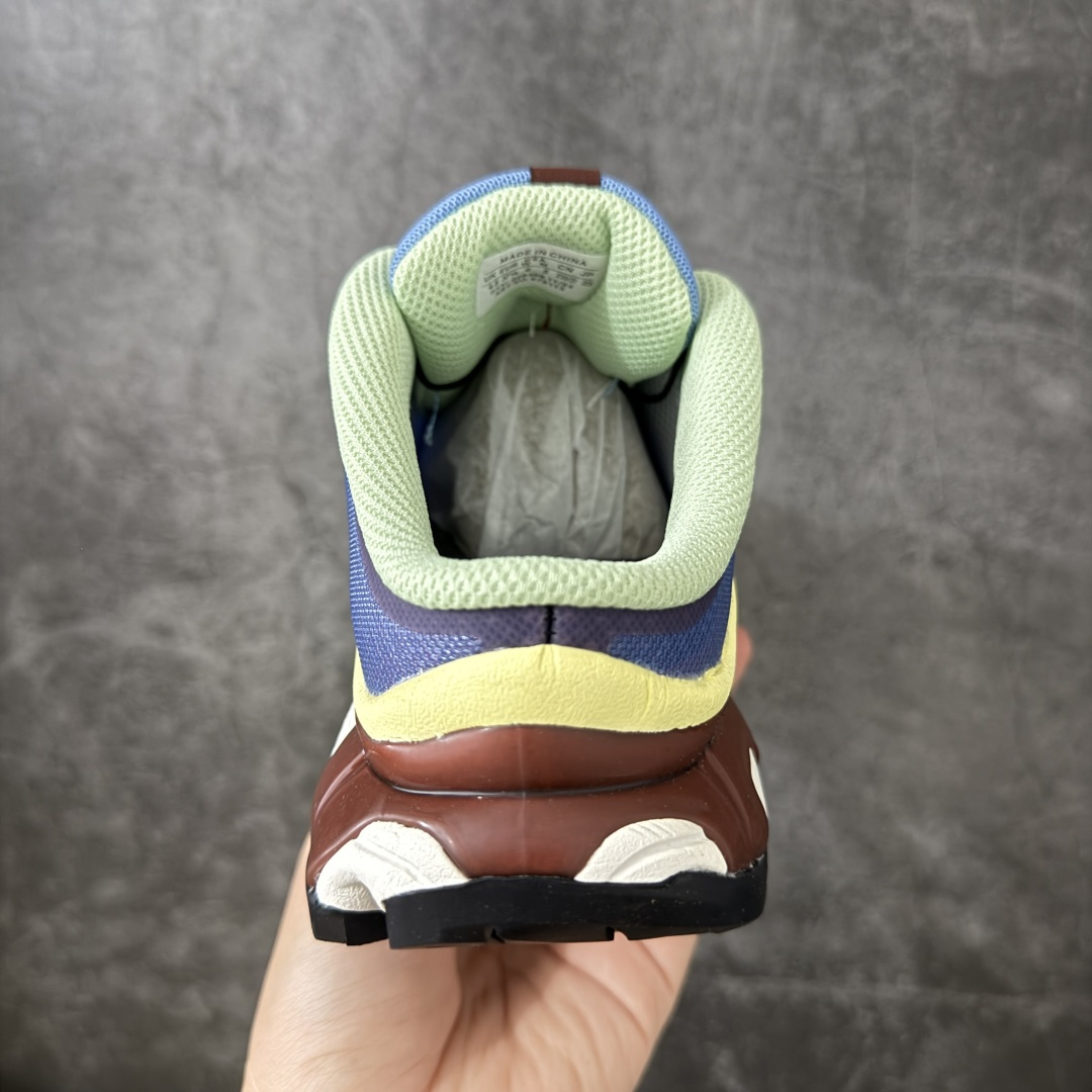 图片[4]-【莞产纯原】SALOMON萨洛蒙 XT-4 MULE MM6 MAISON MARGIELA 户外半拖运动训练鞋 给脚掌足够的支撑性 软硬适中 因为没有鞋后跟 所以包裹性没有那么强 反而舒适度更高了 穿着脚感很松 很强的鞋面的透气性 碳纤维纹理的装饰显得很高级 鞋带采用了快速抽绳的设计 配合特别的鞋后跟设计 彻底成为一脚蹬 货号：478113 尺码： 36 37 37.5 38 38.5 39.5 40 40.5 41.5 42 42.5 43 44 44.5 45-选品中心