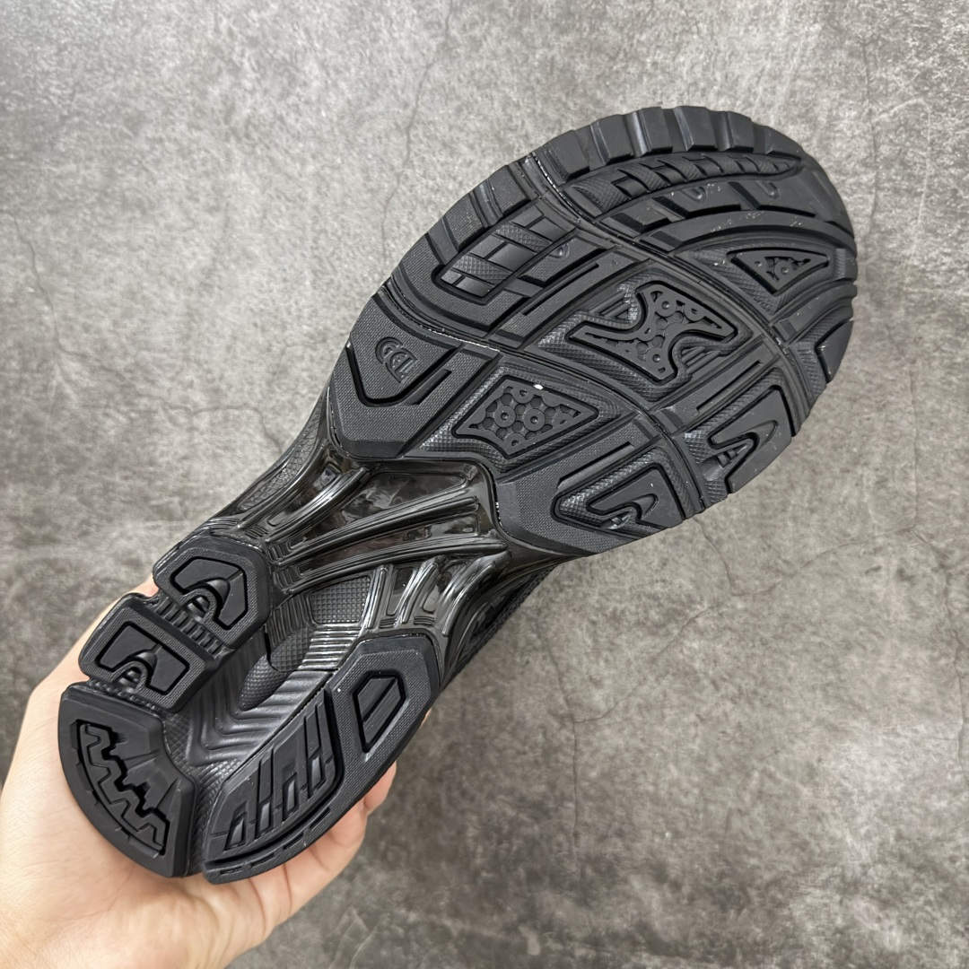 图片[9]-【Zok版本】TB x Kayano 14 联名 ASICS x Thom Browne x GEL-KAYANO 14 亚瑟士系列复古舒适织物合成革减震防滑耐磨低帮休闲跑步鞋 私人订单 顶级版本 原版采购1比1开发 配件齐 原装纸板楦头 独家私模五层组合大底 原厂定制缓震硅胶加持 原盒原配 官方四联吊牌 一比一同步原鞋工艺和用料 鞋面原厂“三明治”多层网布 区别其他同价版本 鞋垫采用原厂OrthoLite欧索莱材质 非普通海玻璃鞋垫 后跟一样采用了GEL缓震胶 整体系列设计非常的科技感 锻炼跑步的同时让你一样时尚百搭 尺码：36 37 37.5 38 39 39.5 40 40.5 41.5 42 42.5 43.5 44 44.5 45 46.5 47-选品中心