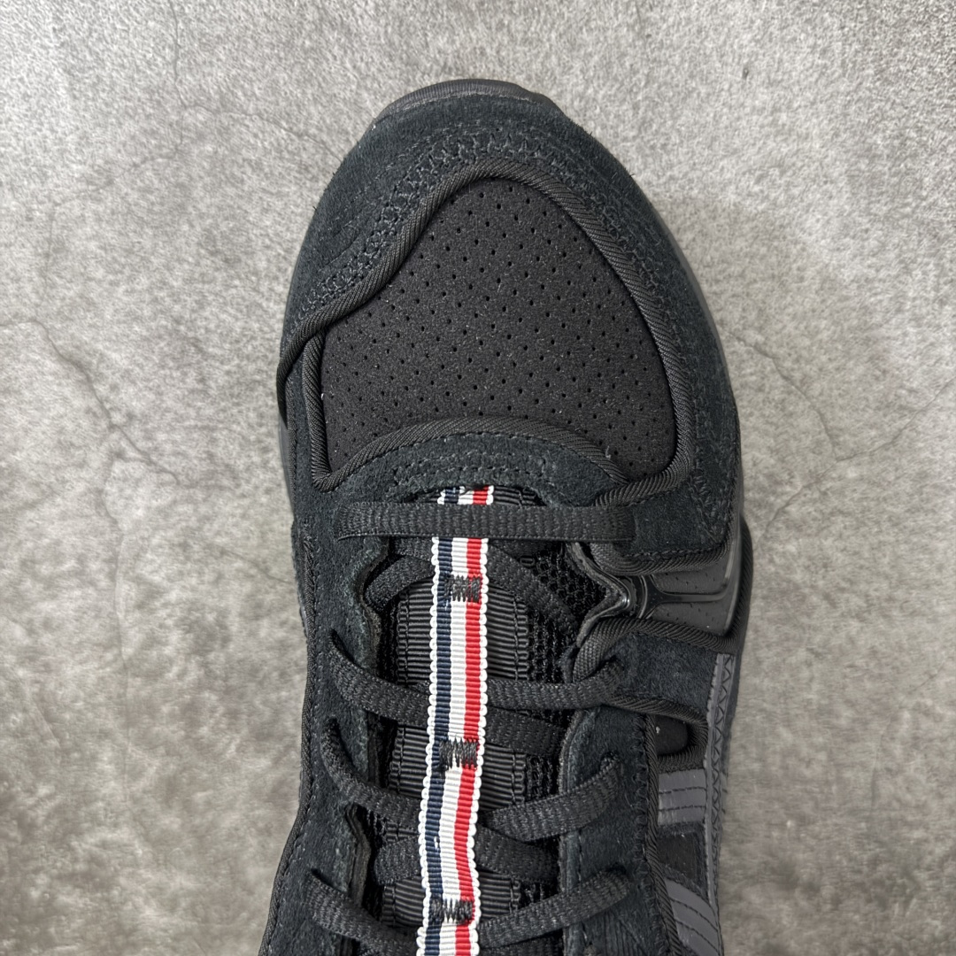 图片[5]-【Zok版本】TB x Kayano 14 联名 ASICS x Thom Browne x GEL-KAYANO 14 亚瑟士系列复古舒适织物合成革减震防滑耐磨低帮休闲跑步鞋 私人订单 顶级版本 原版采购1比1开发 配件齐 原装纸板楦头 独家私模五层组合大底 原厂定制缓震硅胶加持 原盒原配 官方四联吊牌 一比一同步原鞋工艺和用料 鞋面原厂“三明治”多层网布 区别其他同价版本 鞋垫采用原厂OrthoLite欧索莱材质 非普通海玻璃鞋垫 后跟一样采用了GEL缓震胶 整体系列设计非常的科技感 锻炼跑步的同时让你一样时尚百搭 尺码：36 37 37.5 38 39 39.5 40 40.5 41.5 42 42.5 43.5 44 44.5 45 46.5 47-选品中心