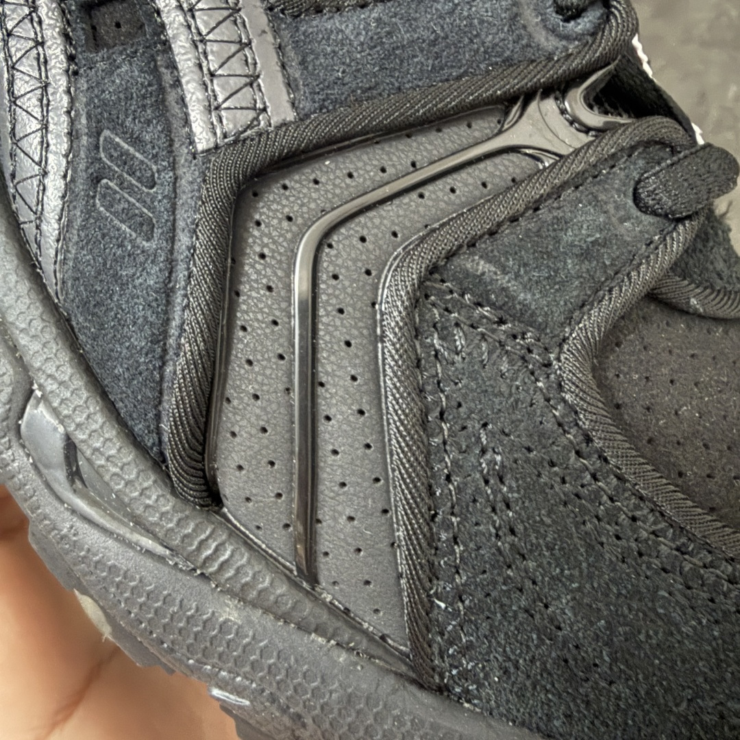图片[5]-【Zok版本】TB x Kayano 14 联名 ASICS x Thom Browne x GEL-KAYANO 14 亚瑟士系列复古舒适织物合成革减震防滑耐磨低帮休闲跑步鞋 私人订单 顶级版本 原版采购1比1开发 配件齐 原装纸板楦头 独家私模五层组合大底 原厂定制缓震硅胶加持 原盒原配 官方四联吊牌 一比一同步原鞋工艺和用料 鞋面原厂“三明治”多层网布 区别其他同价版本 鞋垫采用原厂OrthoLite欧索莱材质 非普通海玻璃鞋垫 后跟一样采用了GEL缓震胶 整体系列设计非常的科技感 锻炼跑步的同时让你一样时尚百搭 尺码：36 37 37.5 38 39 39.5 40 40.5 41.5 42 42.5 43.5 44 44.5 45 46.5 47-选品中心