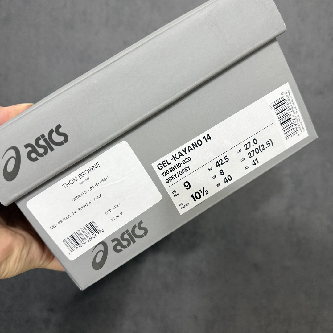 图片[15]-【Zok版本】TB x Kayano 14 联名 ASICS x Thom Browne x GEL-KAYANO 14 亚瑟士系列复古舒适织物合成革减震防滑耐磨低帮休闲跑步鞋 私人订单 顶级版本 原版采购1比1开发 配件齐 原装纸板楦头 独家私模五层组合大底 原厂定制缓震硅胶加持 原盒原配 官方四联吊牌 一比一同步原鞋工艺和用料 鞋面原厂“三明治”多层网布 区别其他同价版本 鞋垫采用原厂OrthoLite欧索莱材质 非普通海玻璃鞋垫 后跟一样采用了GEL缓震胶 整体系列设计非常的科技感 锻炼跑步的同时让你一样时尚百搭 尺码：36 37 37.5 38 39 39.5 40 40.5 41.5 42 42.5 43.5 44 44.5 45 46.5 47-选品中心