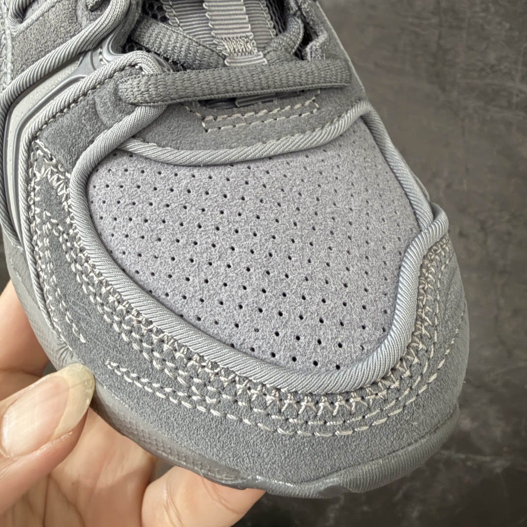 图片[6]-【Zok版本】TB x Kayano 14 联名 ASICS x Thom Browne x GEL-KAYANO 14 亚瑟士系列复古舒适织物合成革减震防滑耐磨低帮休闲跑步鞋 私人订单 顶级版本 原版采购1比1开发 配件齐 原装纸板楦头 独家私模五层组合大底 原厂定制缓震硅胶加持 原盒原配 官方四联吊牌 一比一同步原鞋工艺和用料 鞋面原厂“三明治”多层网布 区别其他同价版本 鞋垫采用原厂OrthoLite欧索莱材质 非普通海玻璃鞋垫 后跟一样采用了GEL缓震胶 整体系列设计非常的科技感 锻炼跑步的同时让你一样时尚百搭 尺码：36 37 37.5 38 39 39.5 40 40.5 41.5 42 42.5 43.5 44 44.5 45 46.5 47-选品中心