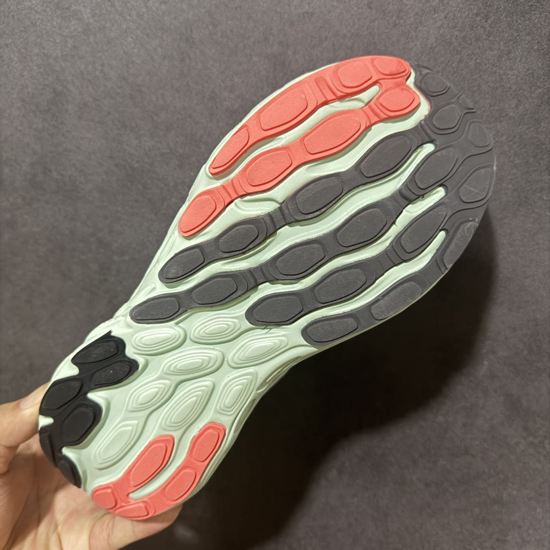 图片[9]-【公司级】New Balance NB Fresh Foam Evoz适耐磨低帮跑步鞋 纯原版本受到Fresh Foam舒适骑行的启发跑鞋将毛绒舒适感提升到一个新的水平这款鞋旨在提供我们柔软 缓震的足底体验采用FreshFoam技术可平衡巅峰性能和一流的缓震性能 货号： UTRNQD 尺码：36-45-选品中心