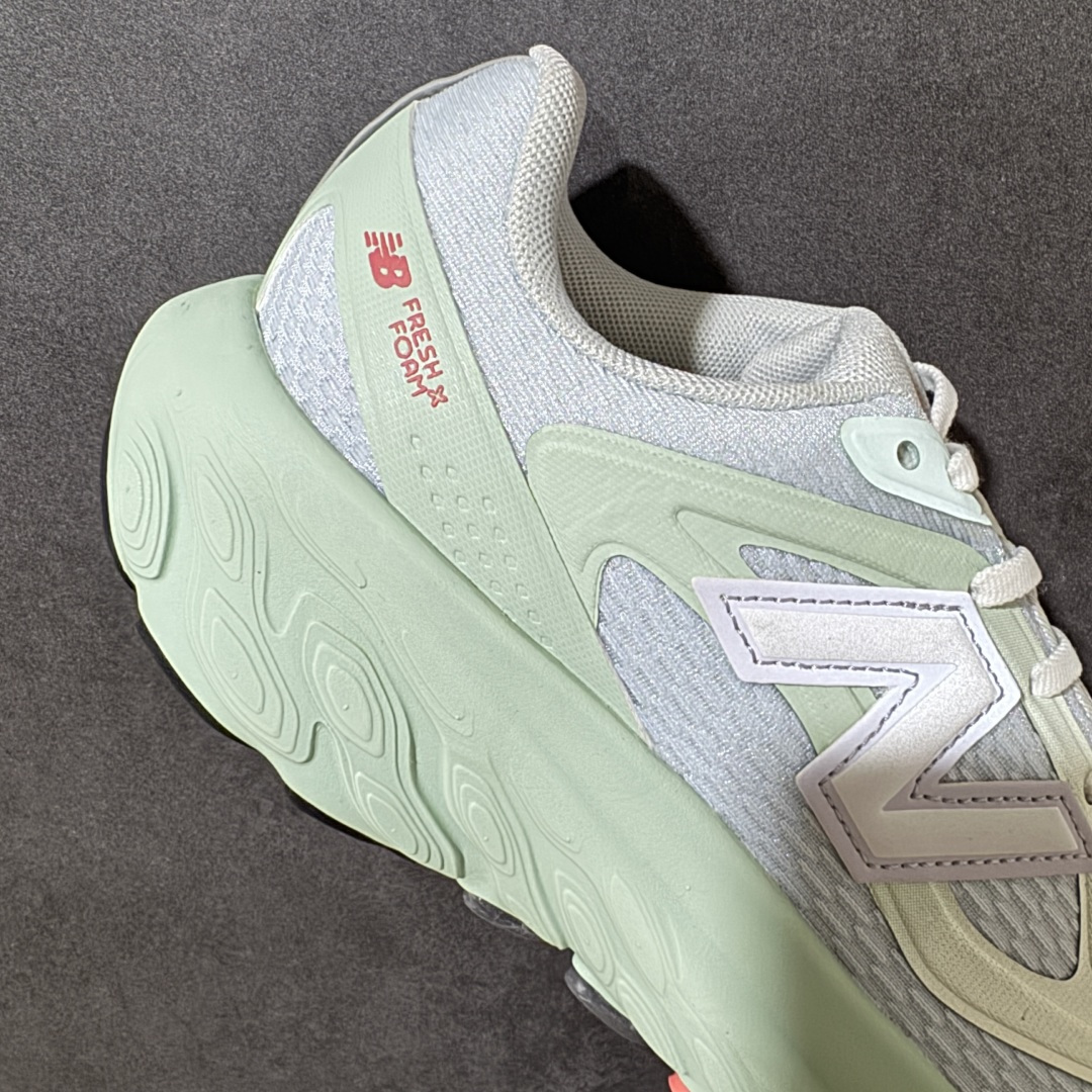 图片[7]-【公司级】New Balance NB Fresh Foam Evoz适耐磨低帮跑步鞋 纯原版本受到Fresh Foam舒适骑行的启发跑鞋将毛绒舒适感提升到一个新的水平这款鞋旨在提供我们柔软 缓震的足底体验采用FreshFoam技术可平衡巅峰性能和一流的缓震性能 货号： UTRNQD 尺码：36-45-选品中心