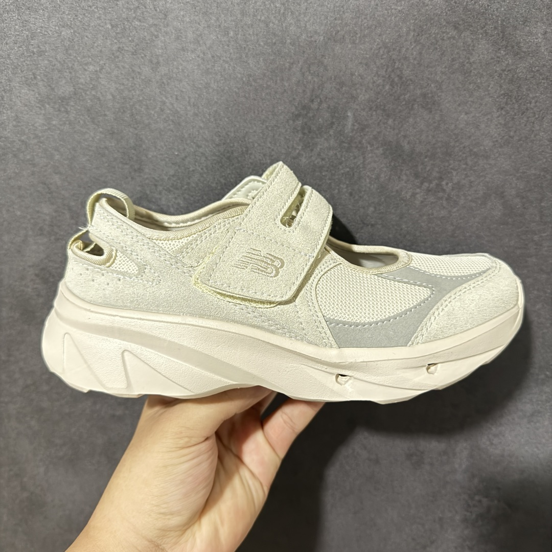 【公司级】New Balance NB Breeze 柔软舒适 玛丽珍 低帮 玛丽珍鞋 美式复古风玛丽珍鞋，通勤、咖啡馆、周末CityWalk都合适，搭直筒牛仔裤+白T就是经典学院look，黑色圆头平跟系带设计，舒适贴合不挑脚型，脚感舒适，通勤久走不累，春秋穿氛围感拉满。 货号：SD2203IV 尺码：36 36.5 37.5 38 38.5 39 40 40.5 41-选品中心