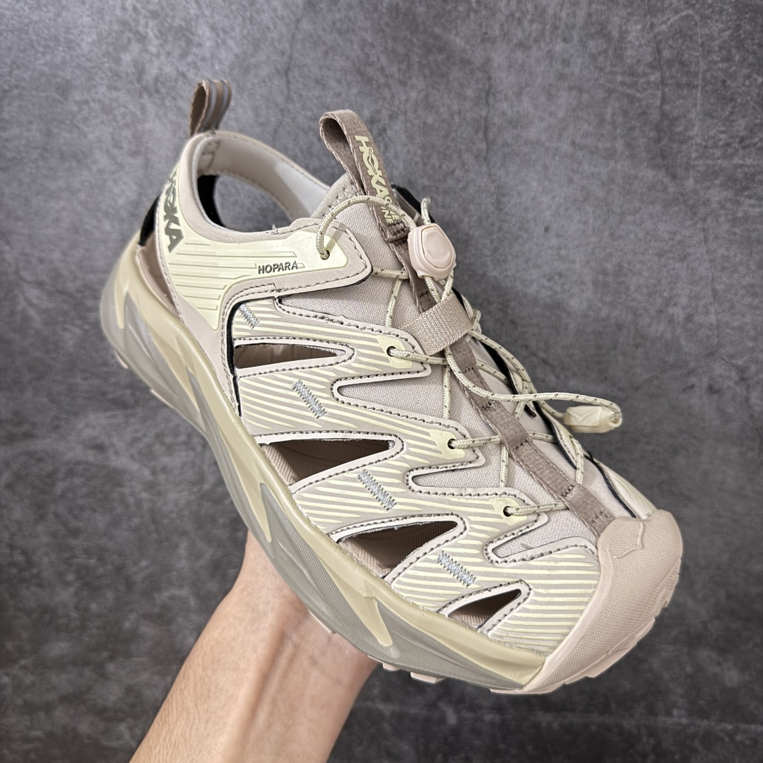 图片[3]-【公司级】HOKA ONE ONE Hopara 徒步溯溪凉鞋 #原版原数据档案 #细节一致拉满原ZP #大头匹配度高达95➕不歪头 #好货不怕晚出 喜欢高品质的随意对比🆚 HOKA ONE ONE Hopara 溯溪凉鞋 采用超厚中底 兼具轻盈脚感和出众缓震 独特的抓地纹理大底设计 防滑且提供优异的抓地力。一款专为极限运动和长距离徒步而设计的凉鞋 上脚百搭 户外颜值的担当 货号：1123112/SSDD 尺码：36 36.5 37.5 38 38.5 39 40 40.5 41 42 42.5 43 44 45-选品中心