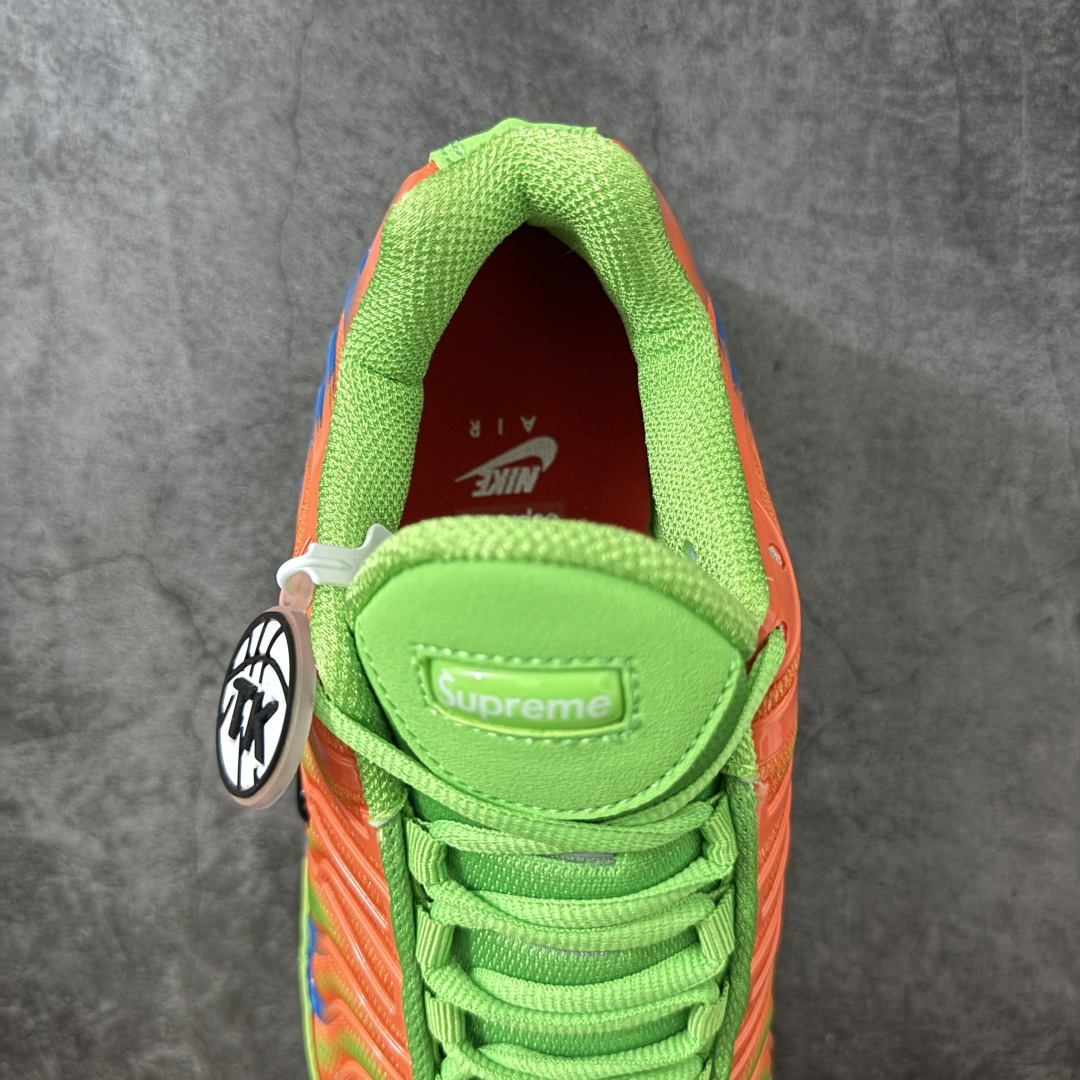 图片[8]-【TK纯原版】Nike Air Max Plus TN x Supreme 联名气垫系列跑鞋 DA1472-300 全新一比一高端版本 真正的市场T1品质 更多配色陆续出货 真正的用心研发 一点一点抠出来的 品质 品控细节 随便闭眼对比市场任何版本 全套原纸板楦头开发 完美呈现版型 工艺流程均与原鞋保持一致 Turned Air 中底缓震技术 鞋面弧度与大底弧度一致 鞋头正确TPU材质 鞋面高频TPU材质1.0厚度 原鞋一致层次感 超越公司货的品控标准 多道QC质检 货号： 尺码： 40.5 41 42 42.5 43 44 44.5 45 46 47.5 48.5-选品中心