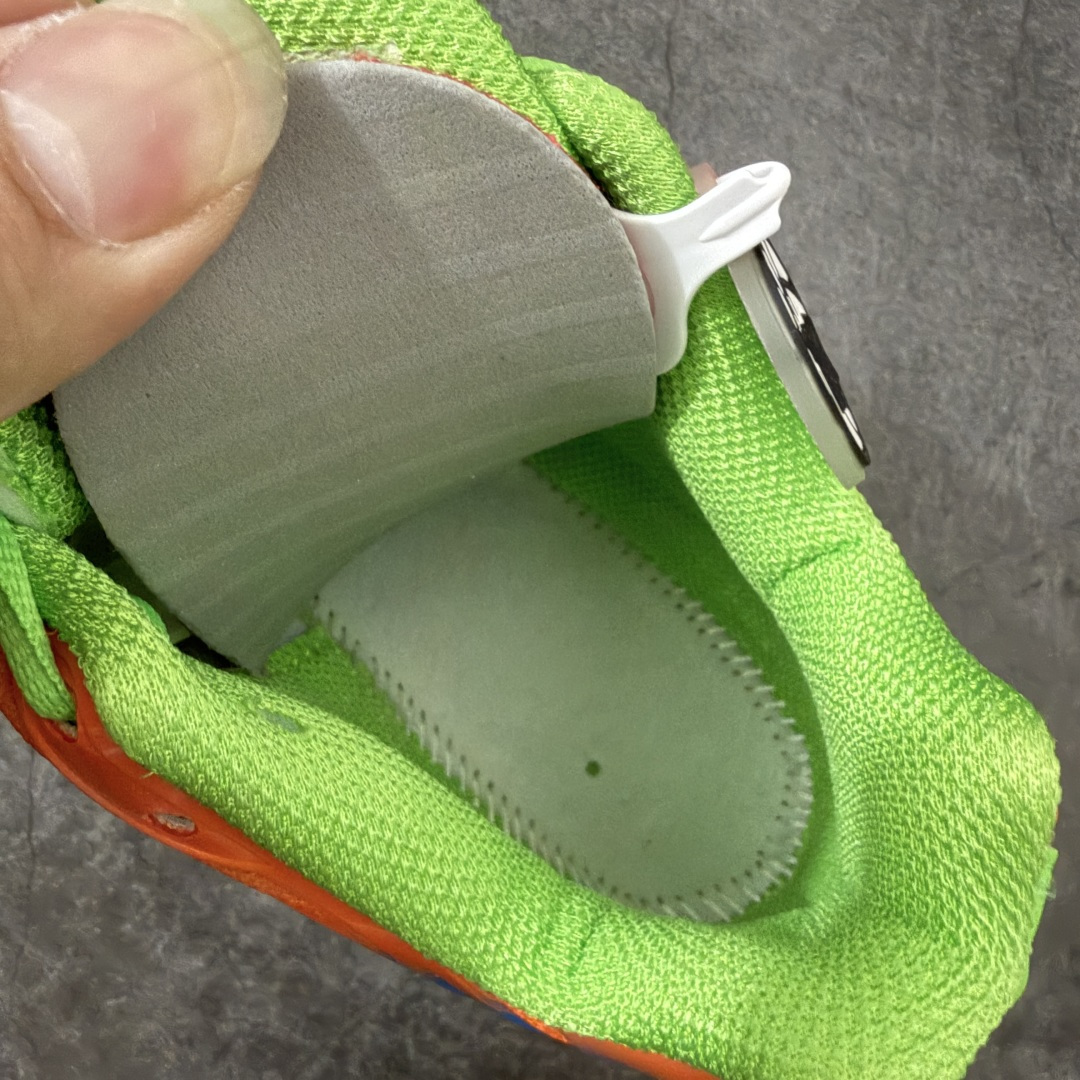 图片[8]-【TK纯原版】Nike Air Max Plus TN x Supreme 联名气垫系列跑鞋 DA1472-300 全新一比一高端版本 真正的市场T1品质 更多配色陆续出货 真正的用心研发 一点一点抠出来的 品质 品控细节 随便闭眼对比市场任何版本 全套原纸板楦头开发 完美呈现版型 工艺流程均与原鞋保持一致 Turned Air 中底缓震技术 鞋面弧度与大底弧度一致 鞋头正确TPU材质 鞋面高频TPU材质1.0厚度 原鞋一致层次感 超越公司货的品控标准 多道QC质检 货号： 尺码： 40.5 41 42 42.5 43 44 44.5 45 46 47.5 48.5-选品中心