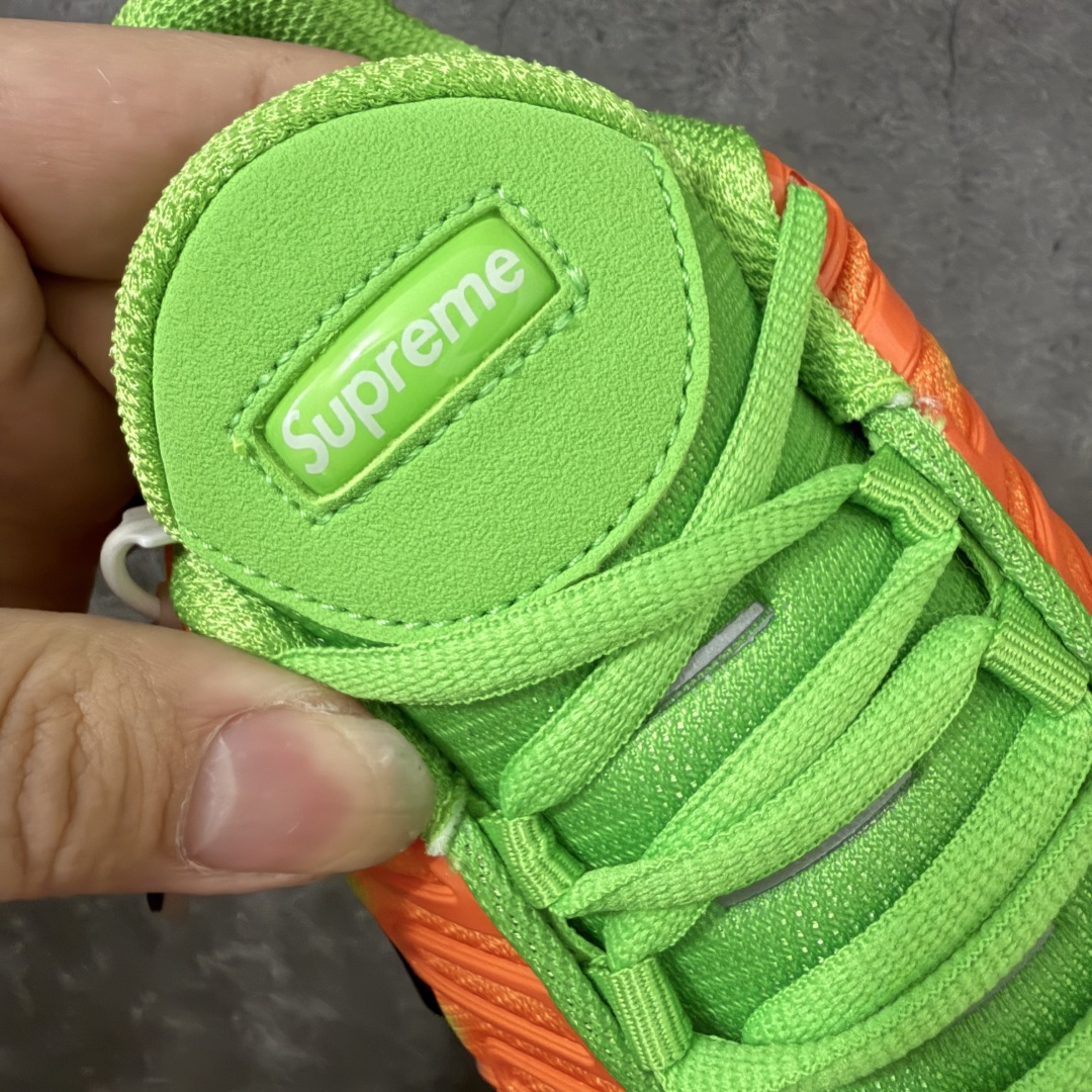 图片[6]-【TK纯原版】Nike Air Max Plus TN x Supreme 联名气垫系列跑鞋 DA1472-300 全新一比一高端版本 真正的市场T1品质 更多配色陆续出货 真正的用心研发 一点一点抠出来的 品质 品控细节 随便闭眼对比市场任何版本 全套原纸板楦头开发 完美呈现版型 工艺流程均与原鞋保持一致 Turned Air 中底缓震技术 鞋面弧度与大底弧度一致 鞋头正确TPU材质 鞋面高频TPU材质1.0厚度 原鞋一致层次感 超越公司货的品控标准 多道QC质检 货号： 尺码： 40.5 41 42 42.5 43 44 44.5 45 46 47.5 48.5-选品中心