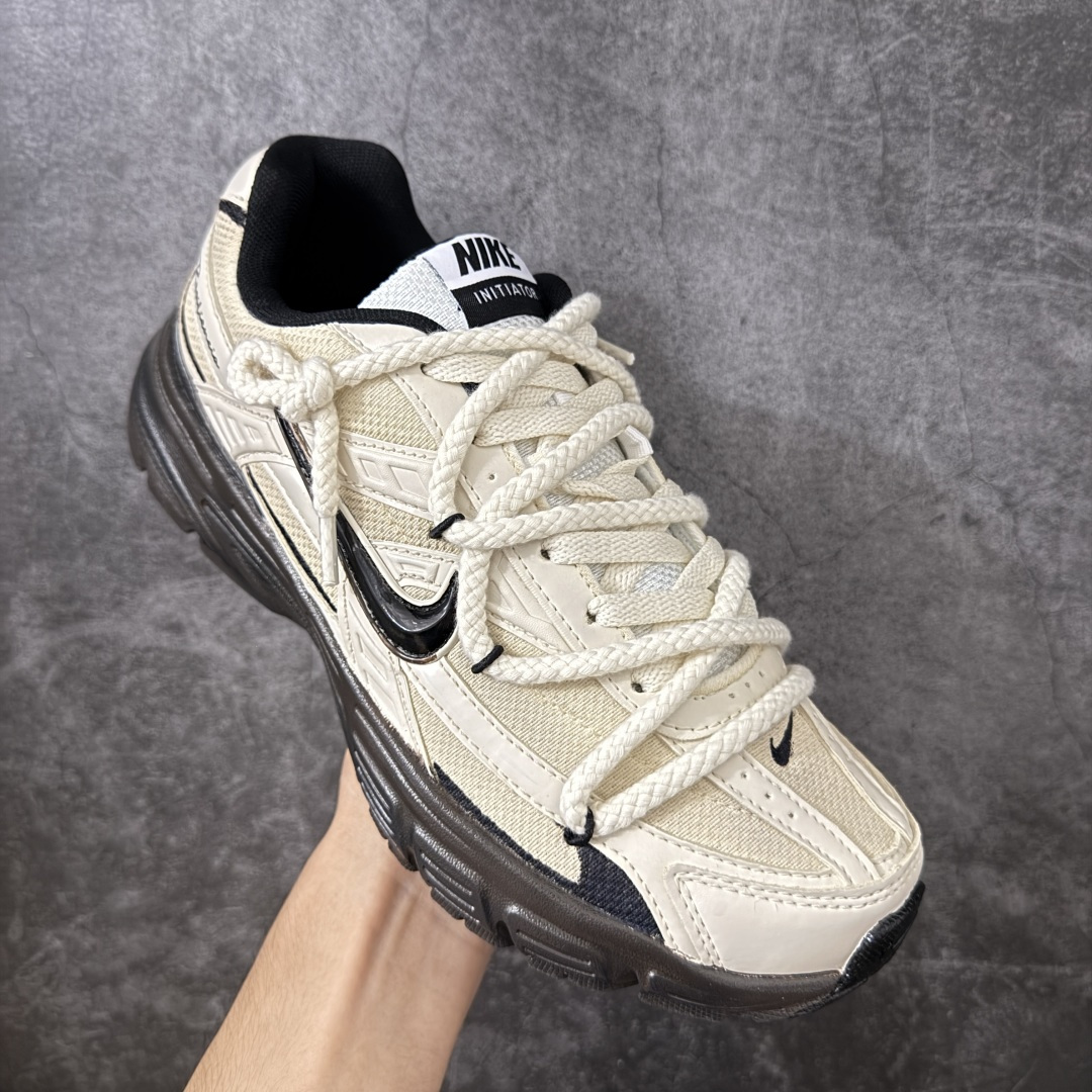 图片[3]-【手绘定制版】NIKE INITIATOR 创始者系列复古休闲运动舒适跑鞋 此款为人工手绘定制图案 原版基于Nike Initiator修改款 加以创意定制 完美品质做工 个性十足 原厂原档案数据开发 原盒包装 舒适有型适合日常穿着 该鞋款延续千禧年经典设计搭载泡绵中底厚实而轻盈 匠心细节巧搭立体耐克勾标志焕新演绎复古跑鞋 货号：394055-001 尺码：36-45带半码-选品中心