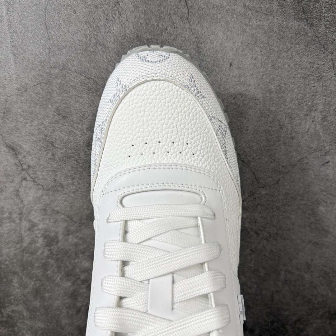 图片[5]-【广东纯原】Louis Vuitton LV Run Away 运动鞋 顶级版本 ✦ 拼Epi牛皮革+Monogram压纹粒面牛皮革 ✦ 传统跑鞋灵感设计，复古运动造型 ✦ 楔形外底延续标志性设计 ✦ 品牌字母点缀鞋舌，标识点缀鞋后 ✦ 原版开发，细节同步一致 ✦ 橡胶外底，耐磨防滑 ✦ 零瑕疵工艺，无线头溢胶 尺码：39 40 41 42 43 44 45-选品中心