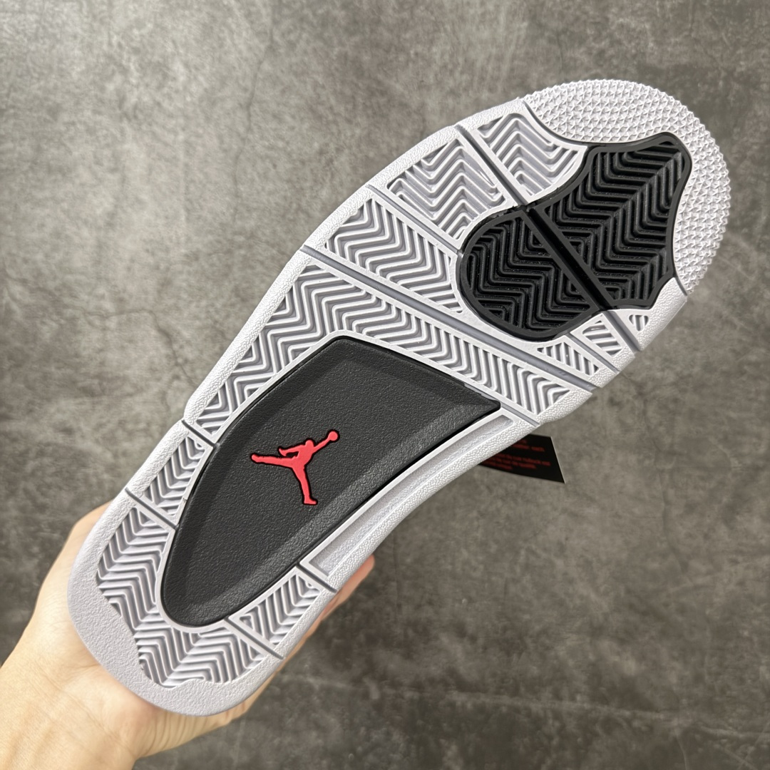 图片[9]-【原厂版】 Air Jordan AJ4 Retro 2025复刻公牛红黑 FQ8138-600 全新升级改良 原鞋原楦原纸板同源开发 完美呈现乔4的版型 内侧正确双色网格 还原细节 原厂皮料 正确气垫颜色 正确网格工艺 正确拉帮工艺 全鞋原装材料制作 原档案原模具打造 支持全方位与正品对比 尺码：40-47.5-选品中心