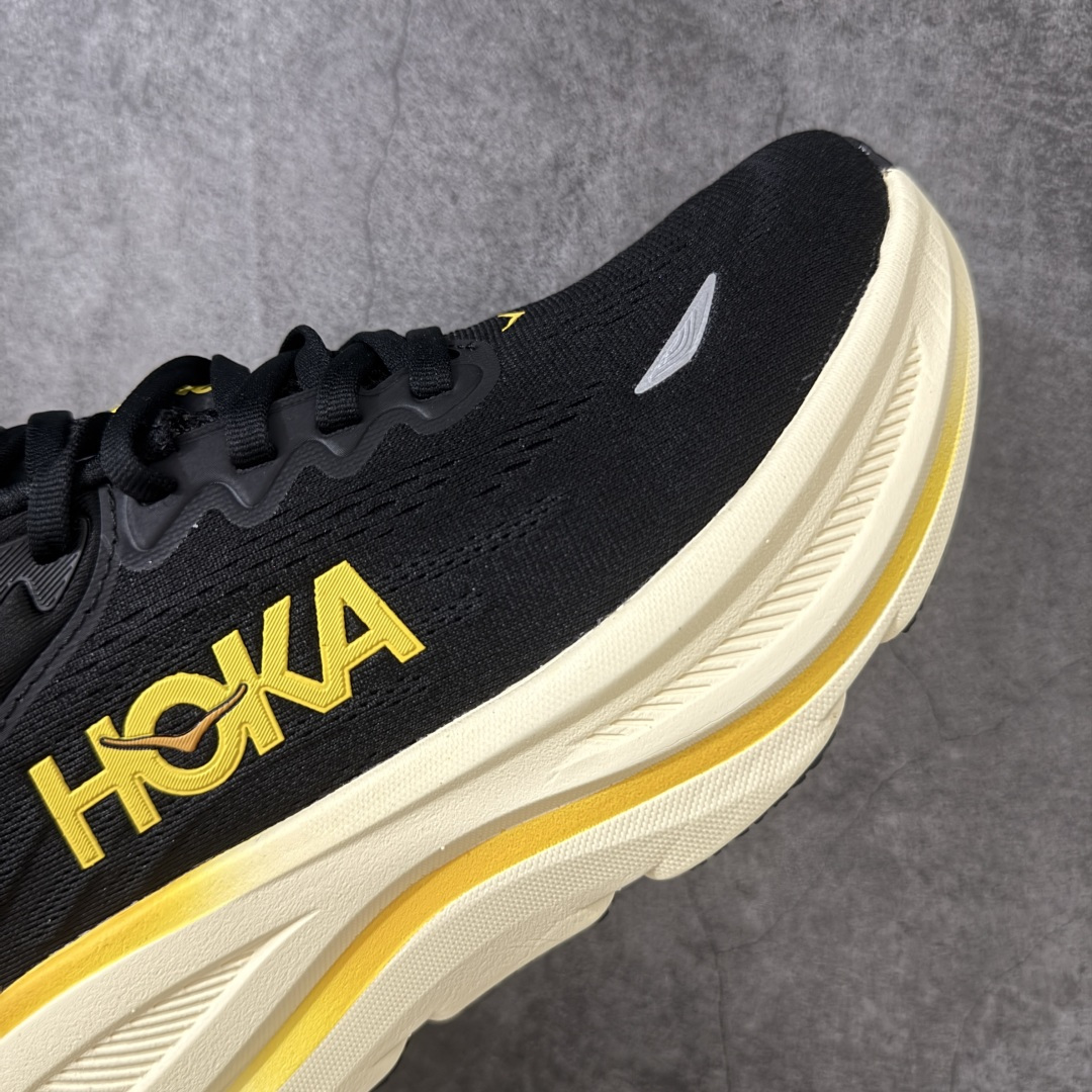 图片[6]-【纯原版】HOKA ONE ONE Bondi 9 邦迪九代舒适防滑耐磨低帮休闲跑步鞋 HOKA ONE ONE是来自美国的跑步鞋知名品牌，创立于2009年，始终致力于为所有跑者提供更新、更好的跑步装备。相比常规跑鞋，HOKA ONE ONE特别研发使用性能独特的几何形跑鞋中底，此种鞋底更厚、更高、回弹性也更好，除了卓越的缓冲性能，它还能內各种阶段的跑者带来更具动感、更加稳定的跑步体验。HOKAONE ONE从设计之初就清楚意识到，要保证跑者步幅的均匀一致，双脚自然而然的运动至关重要。 尺码：36 36.5 37.5 38 38.5 39 40 40.5 41 42 42.5 43 44 44.5 45-选品中心