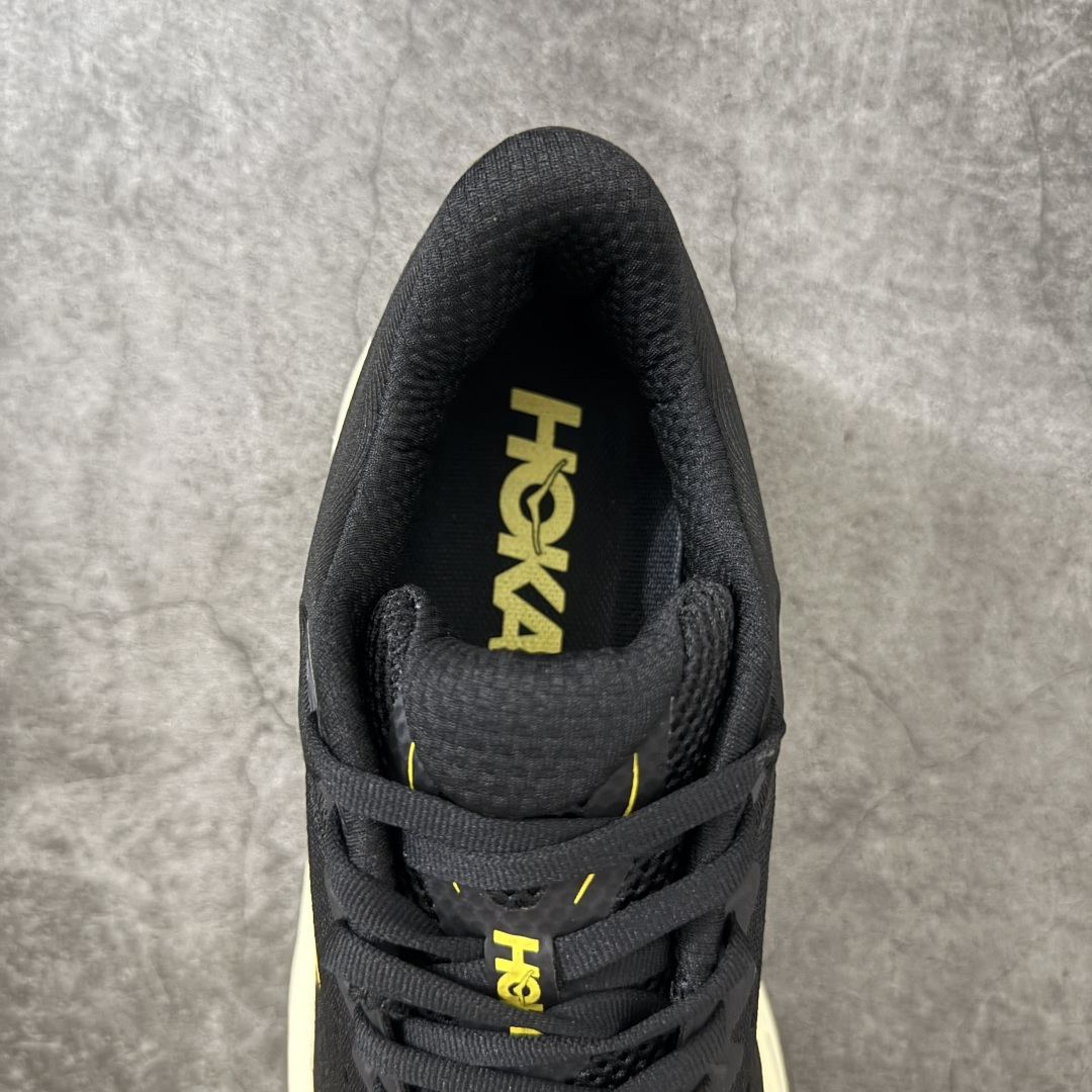 图片[8]-【纯原版】HOKA ONE ONE Bondi 9 邦迪九代舒适防滑耐磨低帮休闲跑步鞋 HOKA ONE ONE是来自美国的跑步鞋知名品牌，创立于2009年，始终致力于为所有跑者提供更新、更好的跑步装备。相比常规跑鞋，HOKA ONE ONE特别研发使用性能独特的几何形跑鞋中底，此种鞋底更厚、更高、回弹性也更好，除了卓越的缓冲性能，它还能內各种阶段的跑者带来更具动感、更加稳定的跑步体验。HOKAONE ONE从设计之初就清楚意识到，要保证跑者步幅的均匀一致，双脚自然而然的运动至关重要。 尺码：36 36.5 37.5 38 38.5 39 40 40.5 41 42 42.5 43 44 44.5 45-选品中心